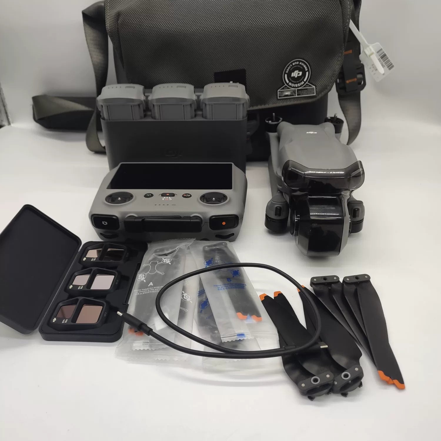 95% New (Like New) DJI Air 3S Fly More Combo