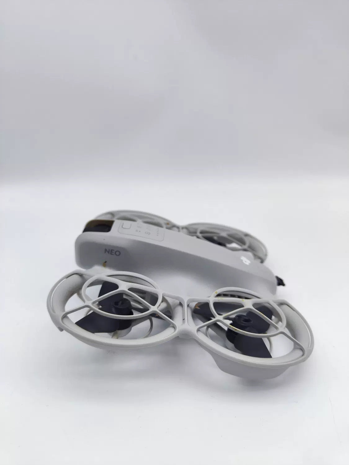 95% New (Like New) DJI neo Fly More Combo