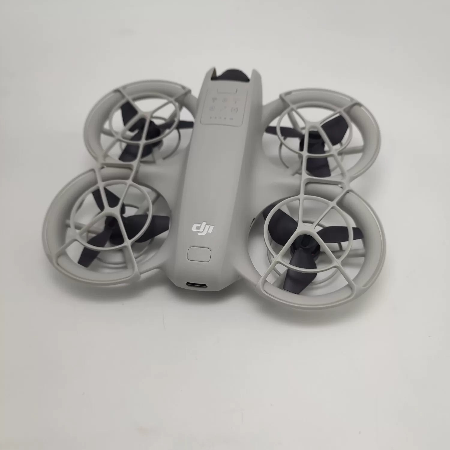 99% New (Mint) DJI Neo Fly More Combo