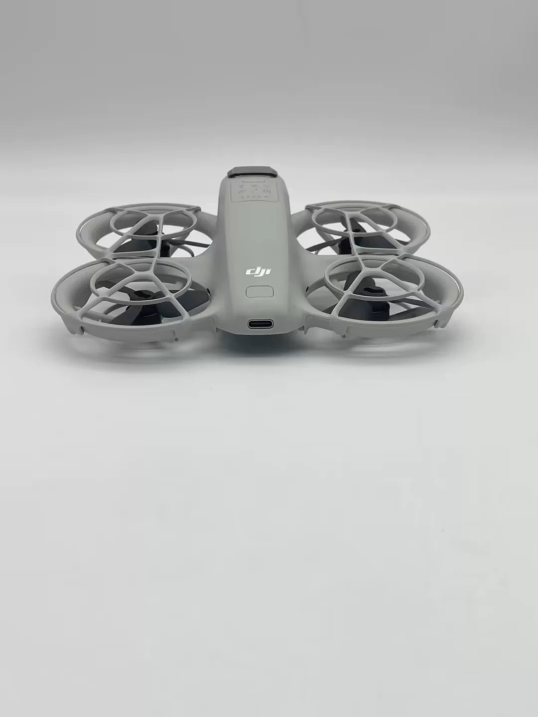 99% New (Mint) DJI Neo Fly More Combo (3 Batteries)