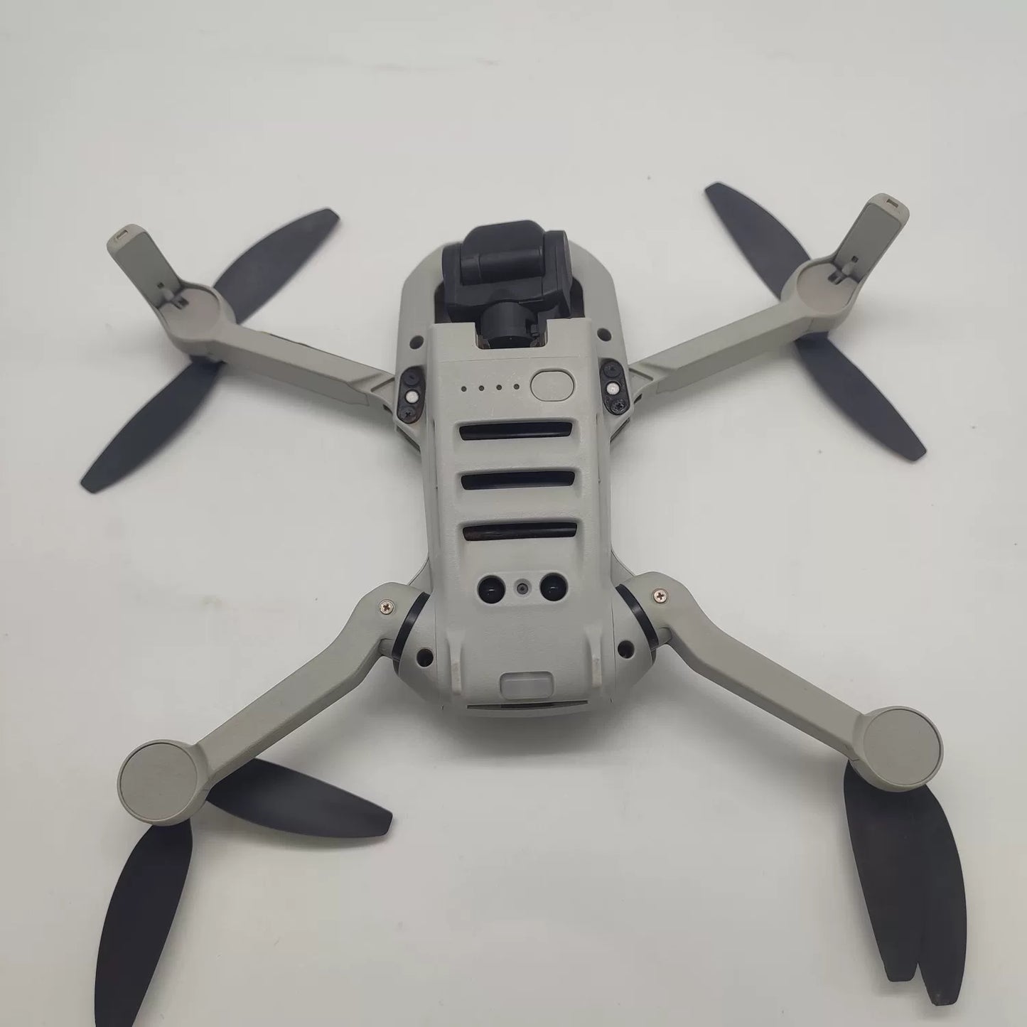 95% New (Like New) DJI Mini 2 Fly More Combo