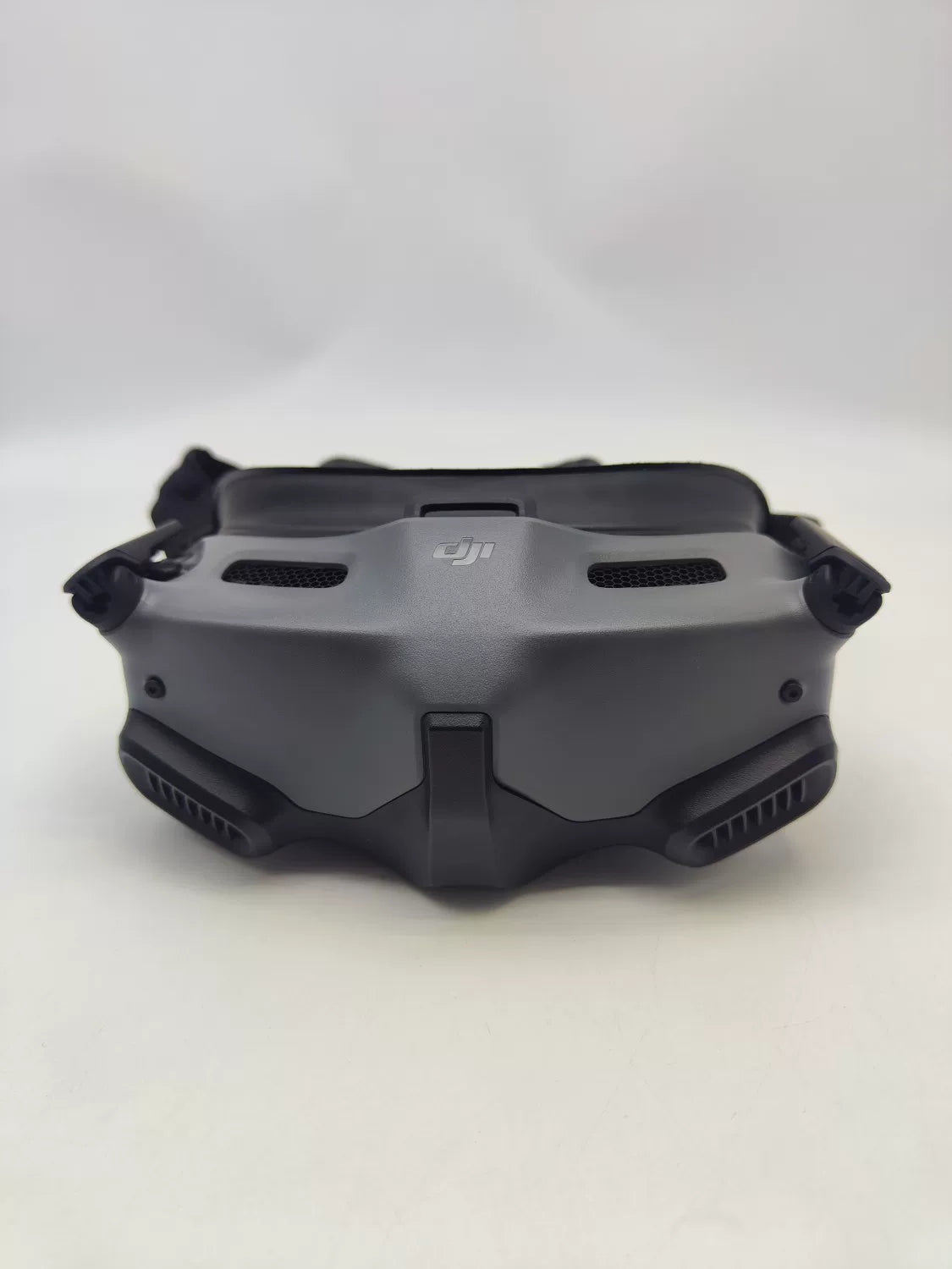 99% New (Mint) DJI All-in-One FPV Goggles