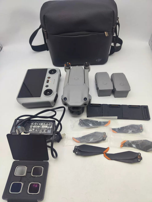 95% New (Like New) DJI air2s with Screen Fly More Combo