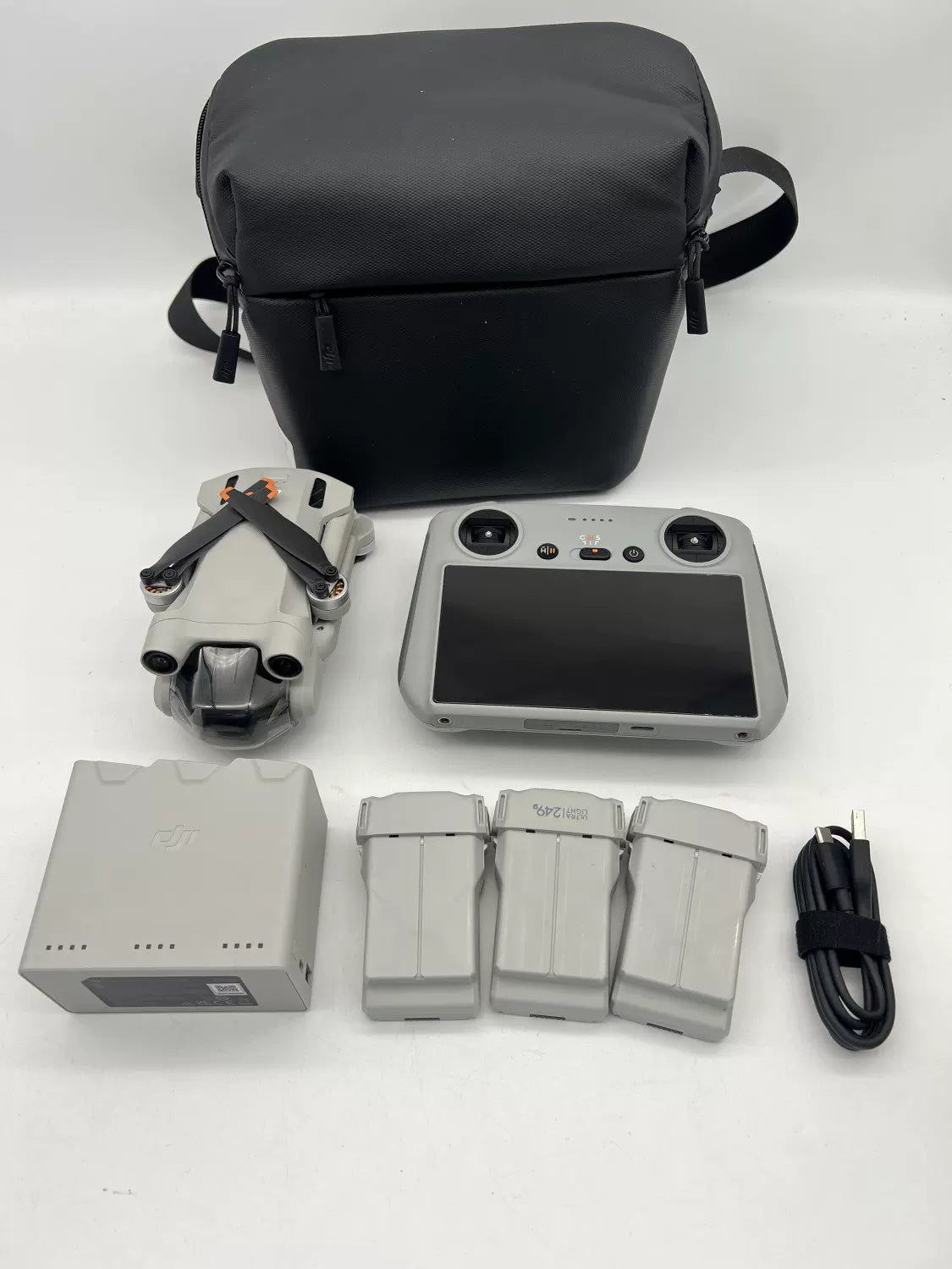 DJI Mini 3 pro with Screen, Extended Battery Fly More Combo