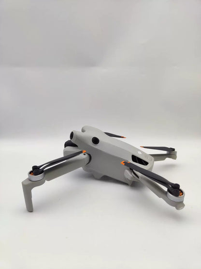 99% New (Mint) DJI mini4pro with Screen Fly More Combo