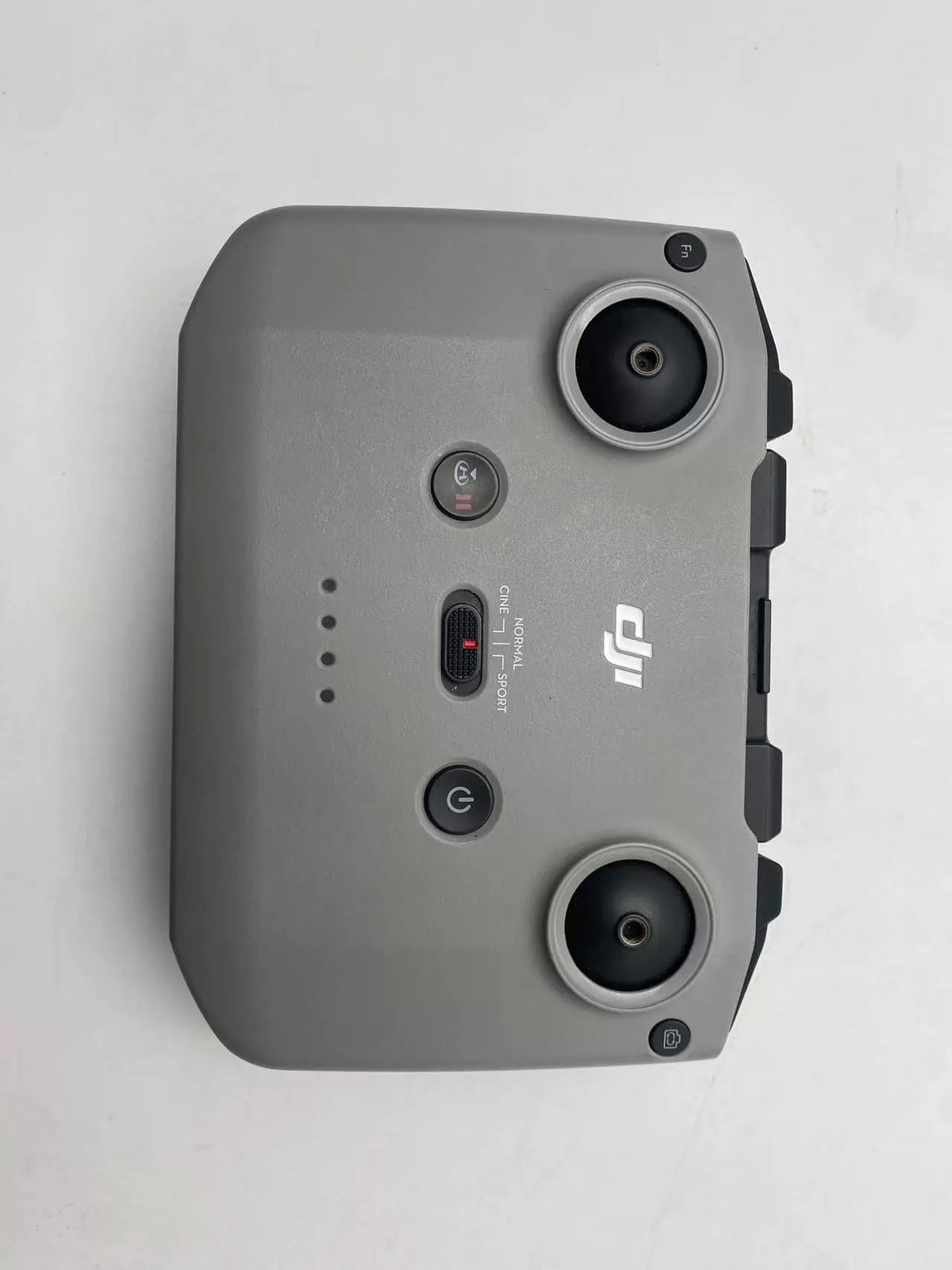99% New (Mint) DJI Mavic 3 Pro – photo 8