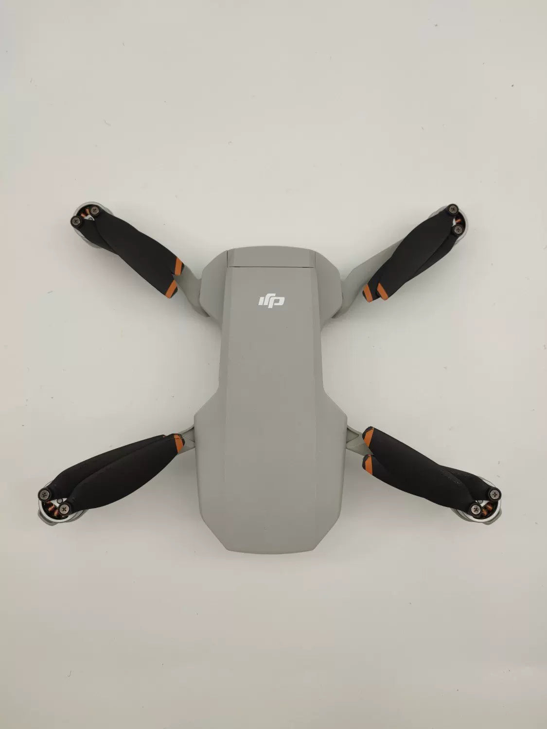 99% New (Mint) DJI Mini 2 SE Fly More Combo with DJI Care Refresh