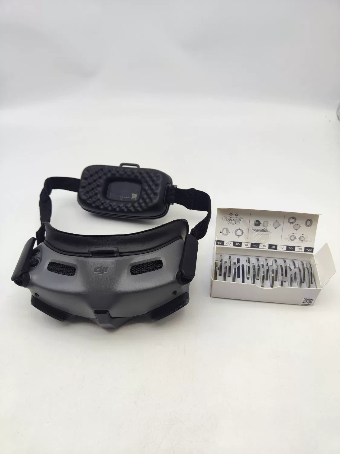 99% New (Mint) DJI All-in-One FPV Goggles