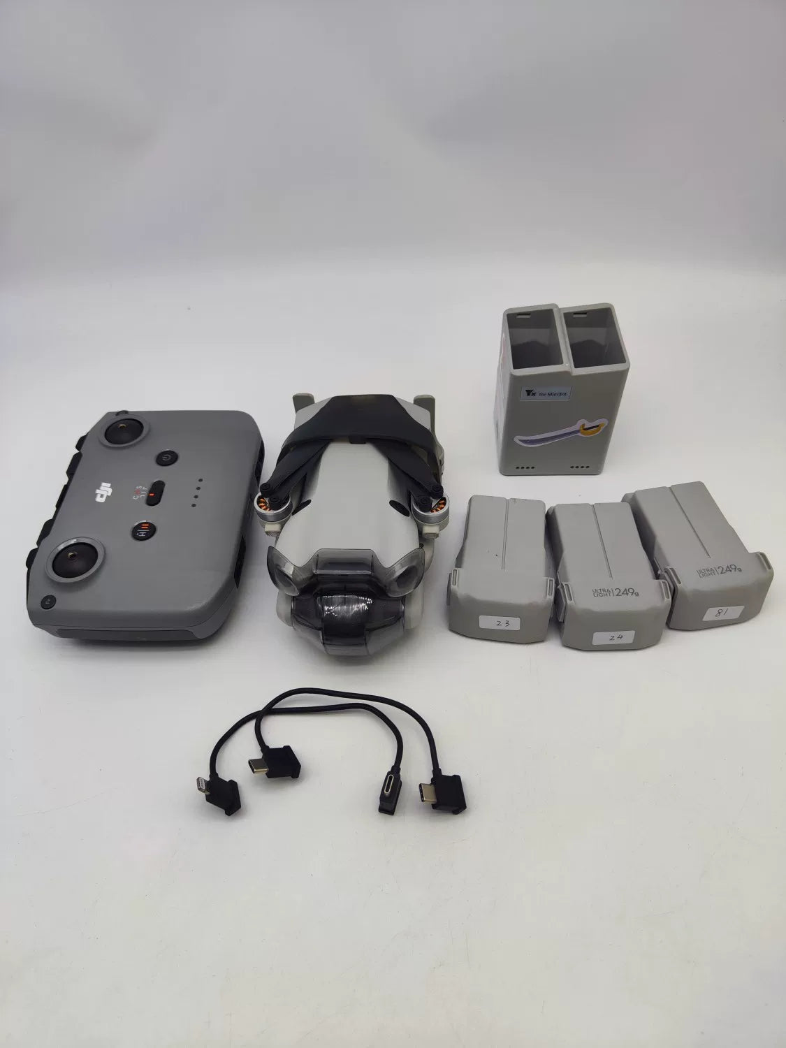 95% New (Like New) DJI mini4pro Fly More Combo