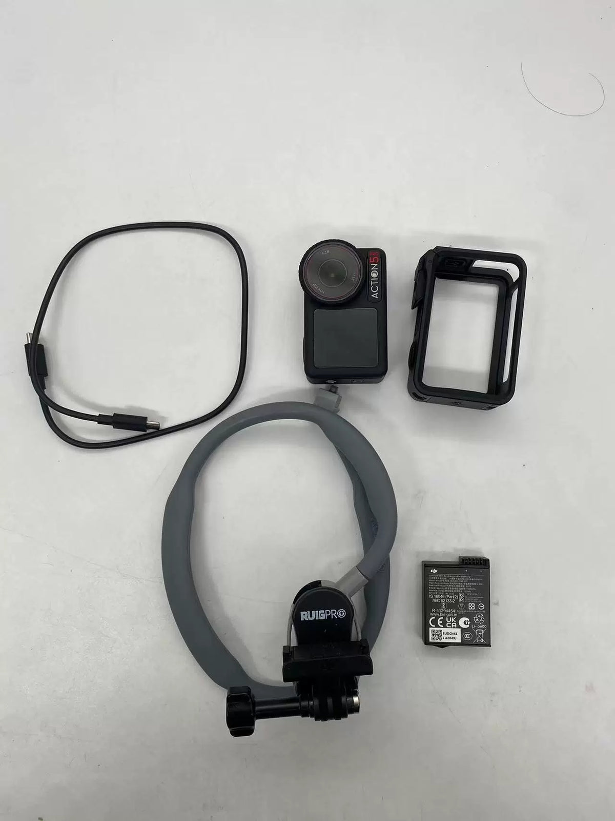99% New (Mint) DJI Osmo Action 5 Pro – photo 1