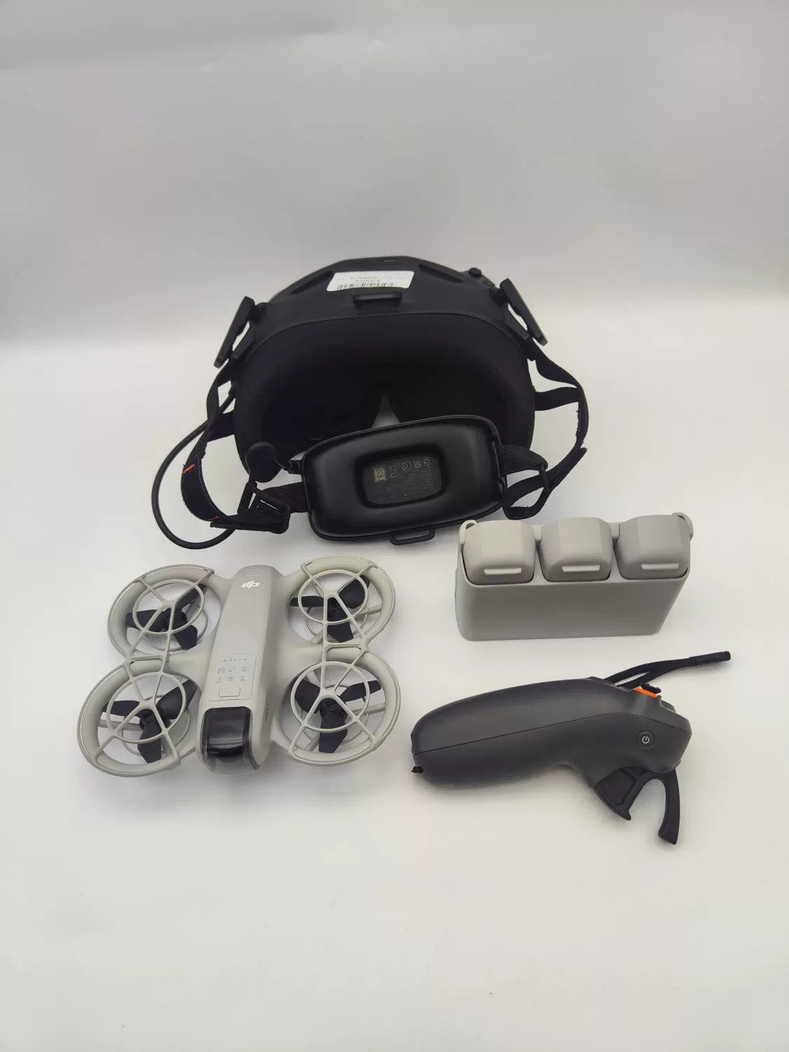 95% New (Like New) DJI neo Motion-Control Fly More Combo with DJI Care Refresh