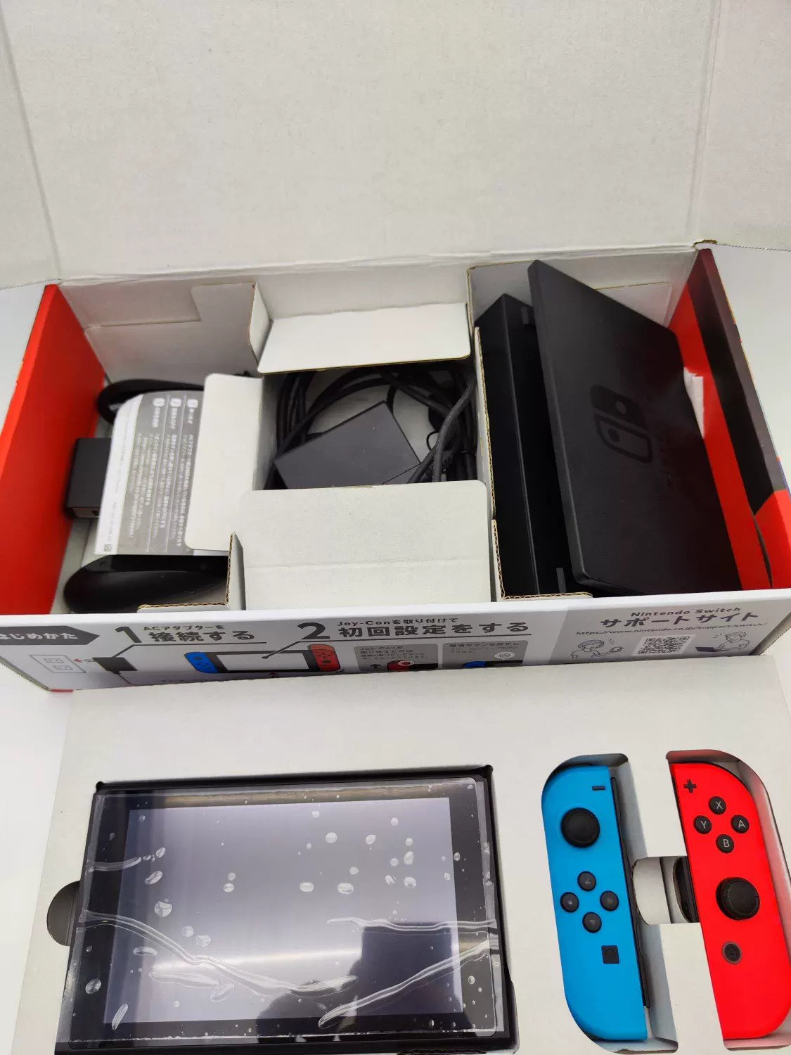 99% New (Mint) Nintendo Switch Extended-Battery Edition Combo
