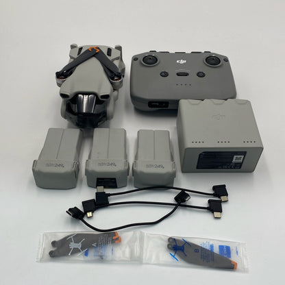 DJI Mini 3 Standard Remote Fly More Combo - Excellent (95% New)