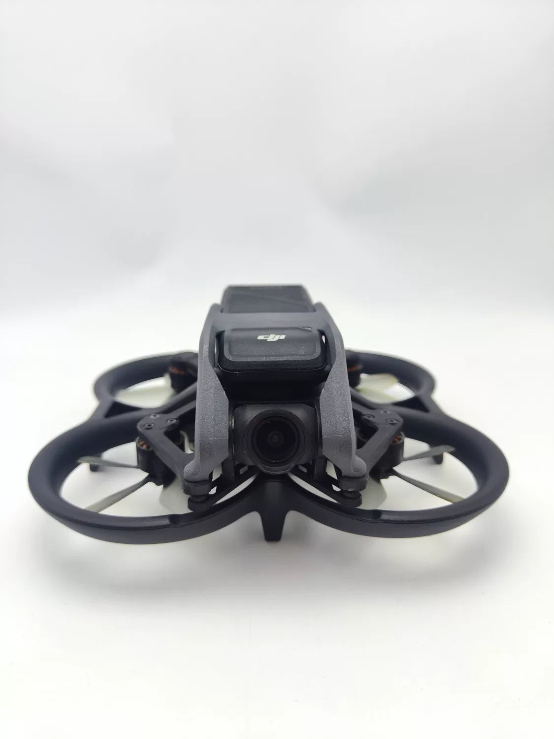 95% New (Like New) DJI avata Advanced Fly More Combo Quad Battery