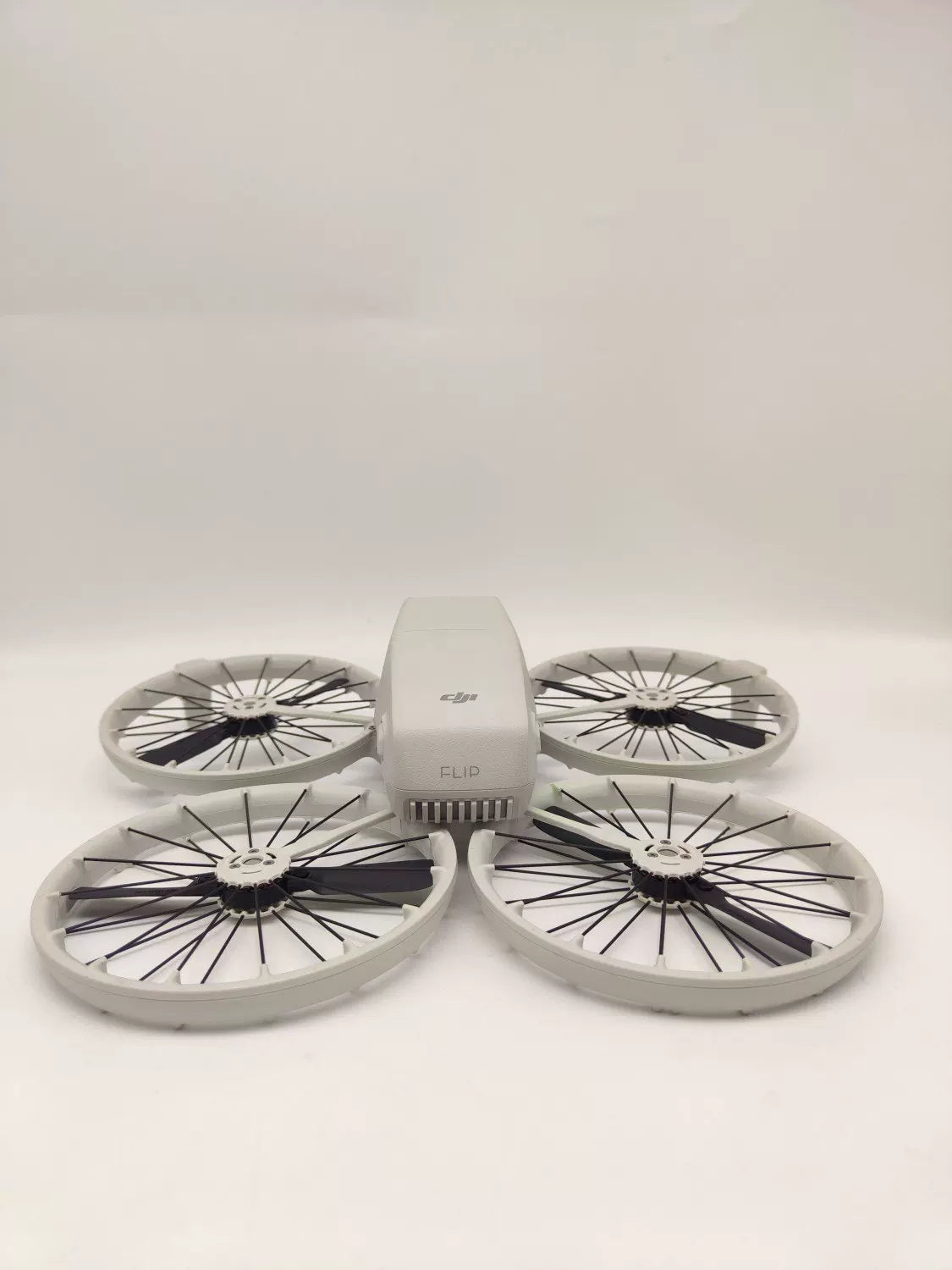 95% New (Like New) DJI flip with Screen Standard Combo with DJI Care Refresh