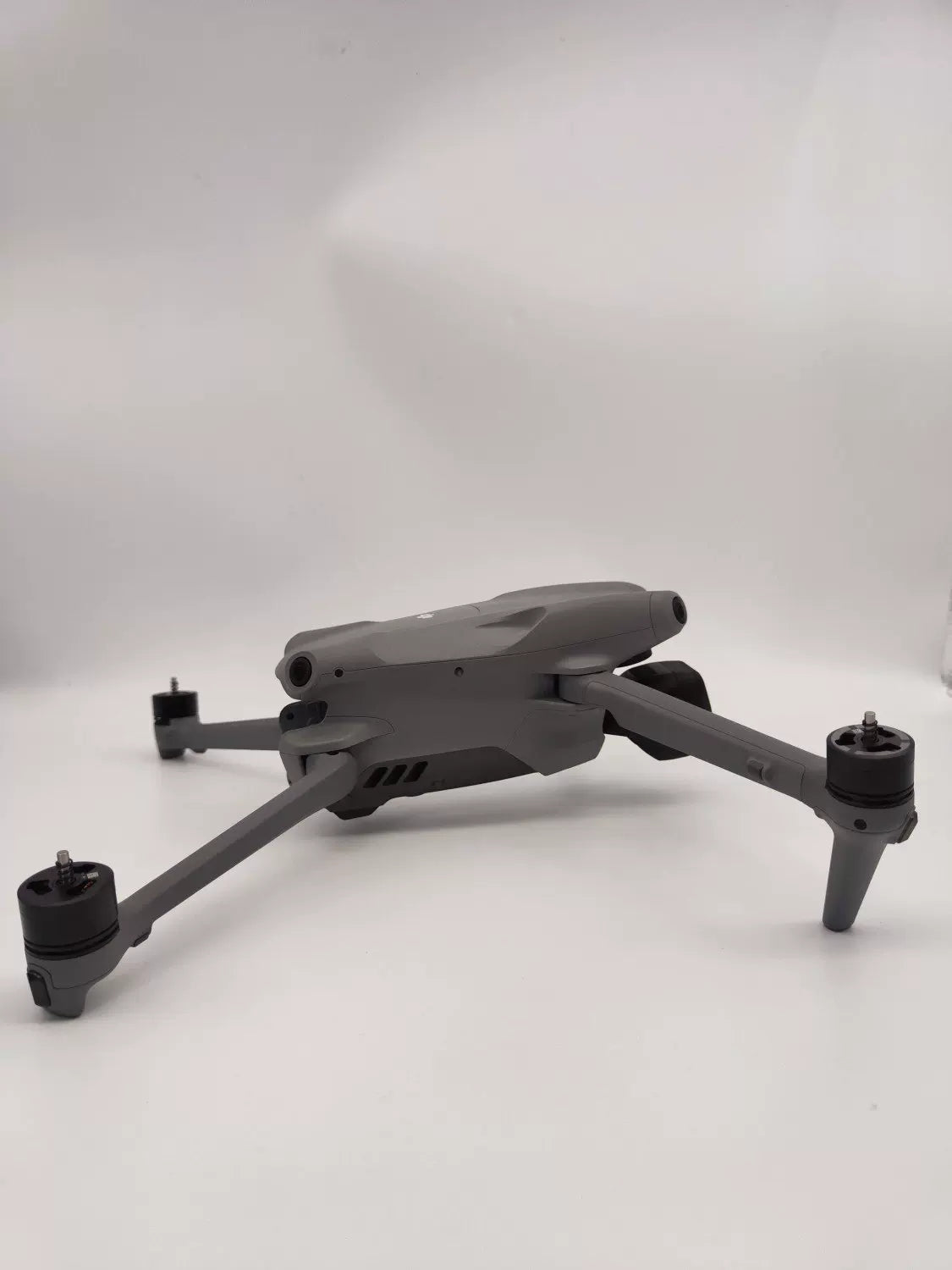 99% New (Mint) DJI air3 Fly More Combo