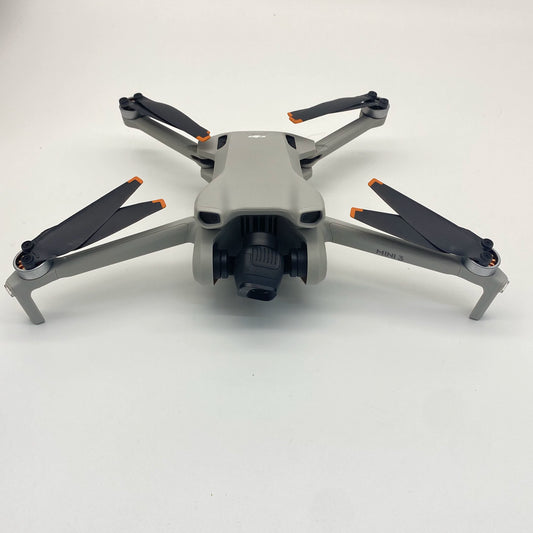 DJI Mini 3 Standard Remote Fly More Combo with Care Refresh - Excellent (95% New)