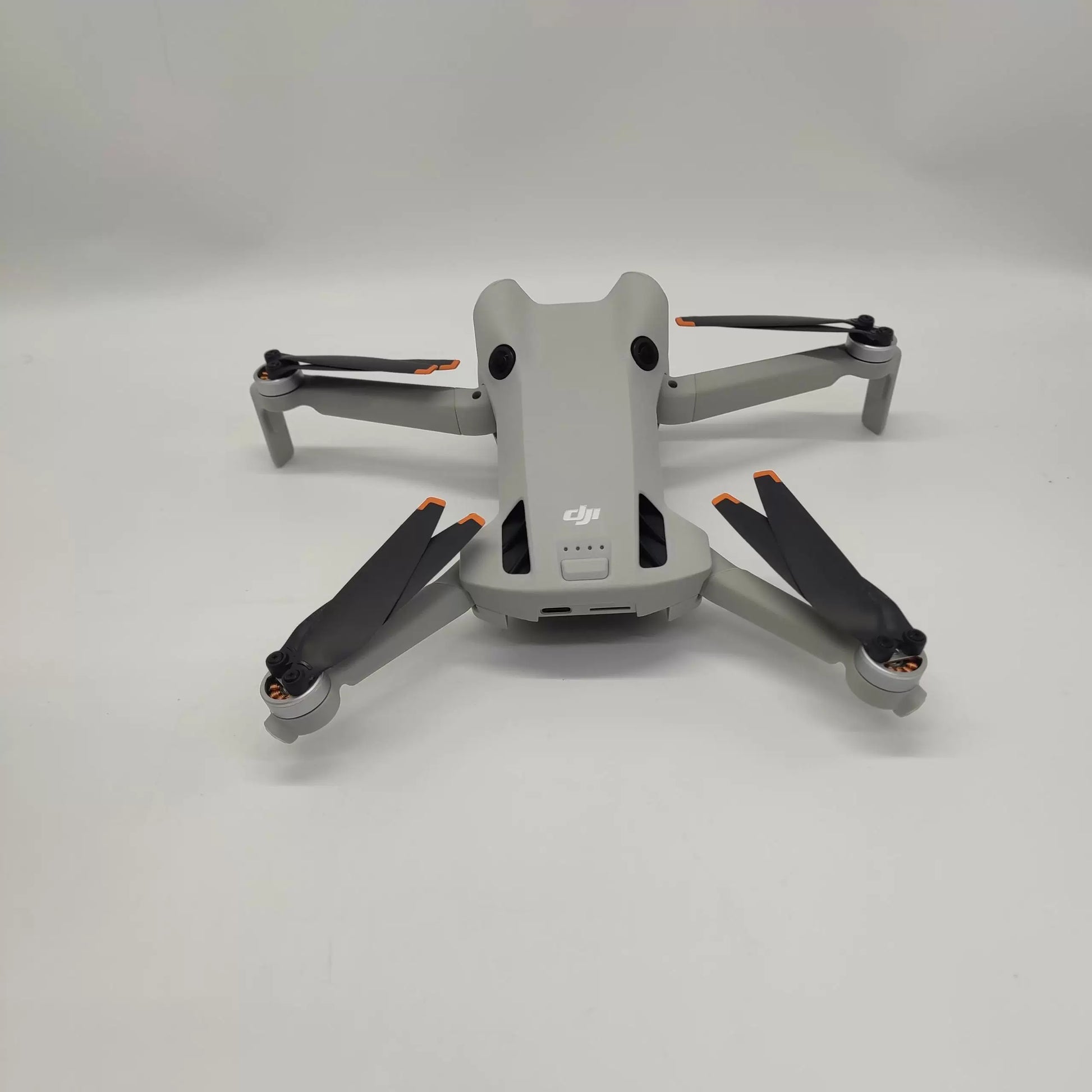 99% New (Mint) DJI Mini 4 Pro Fly More Combo