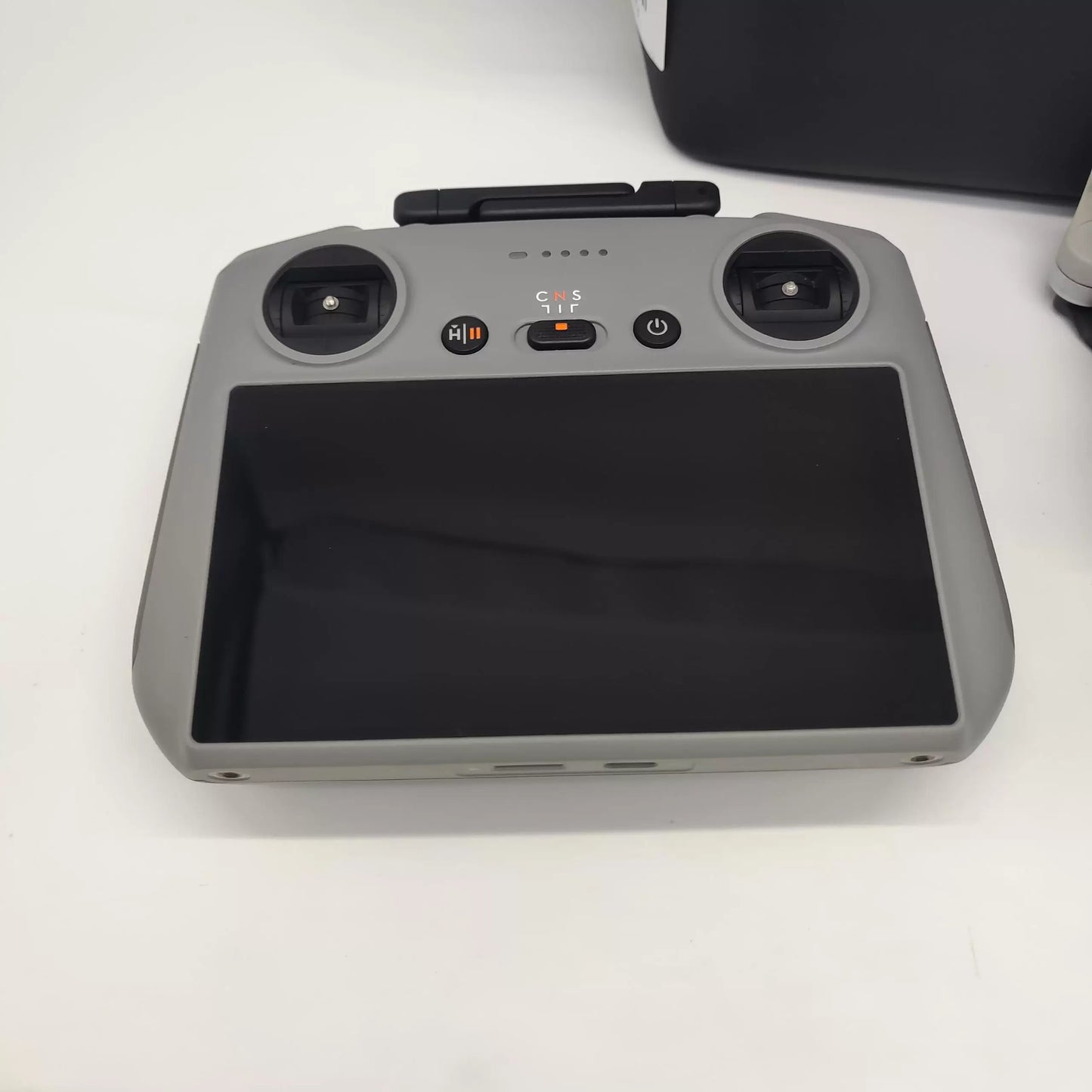 95% New (Like New) Mini 4 Pro Screen Remote Fly More Combo