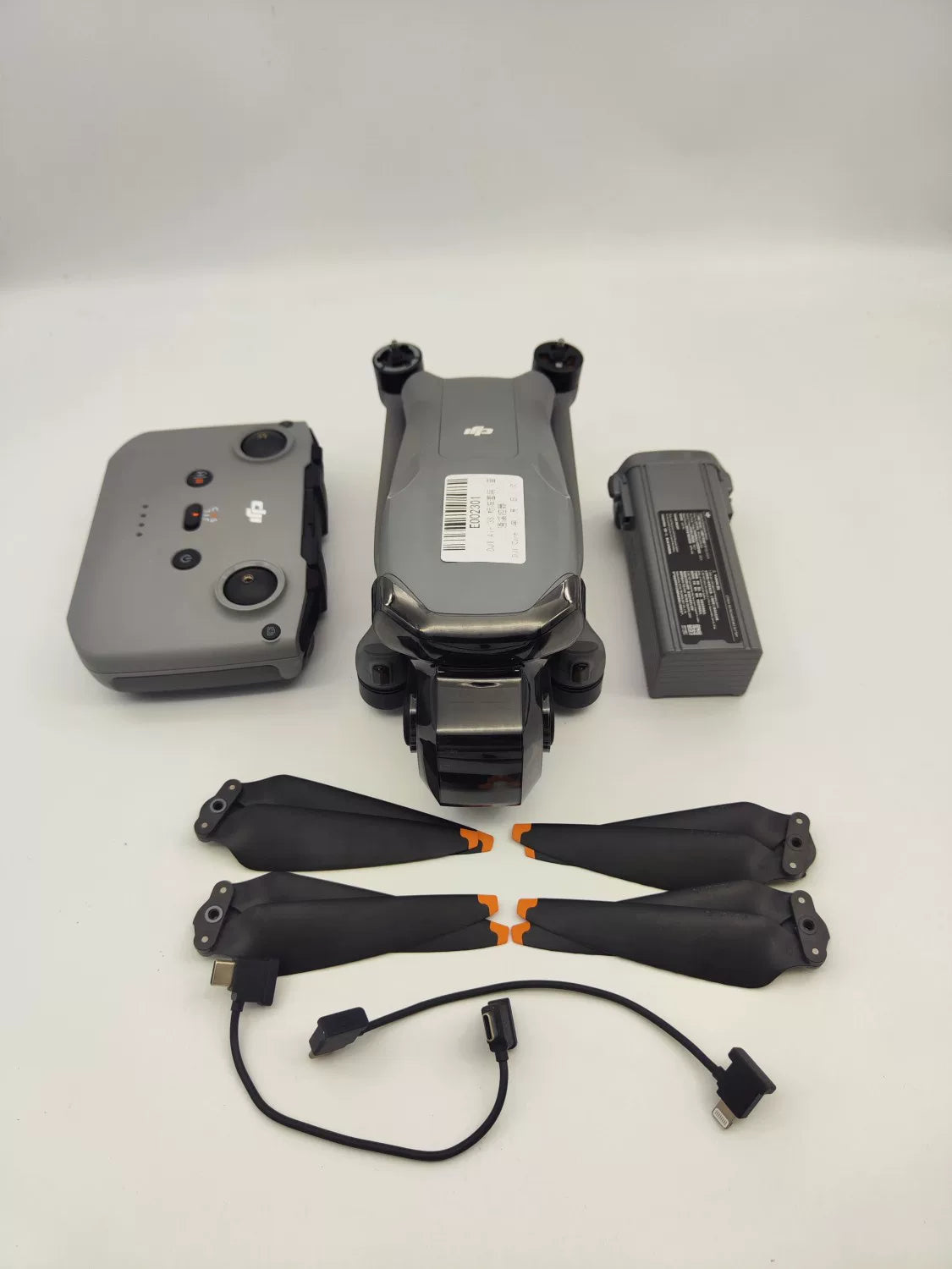 99% New (Mint) DJI air3s Standard Combo