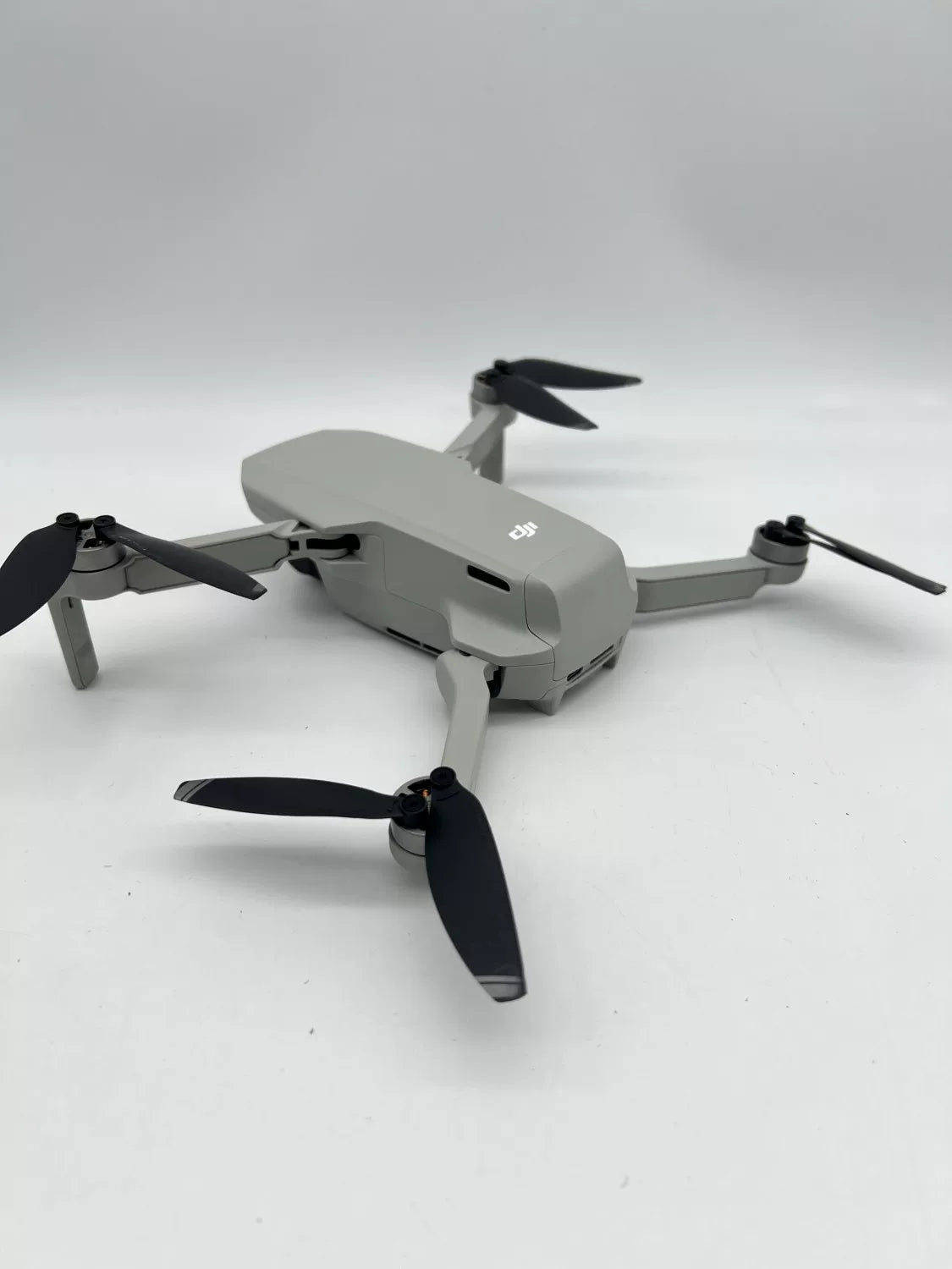 99% New (Mint) DJI MINI Mini Drone Standard Combo