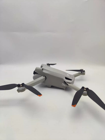 95% New (Like New) DJI mini3pro with Screen, Extended Battery Fly More Combo