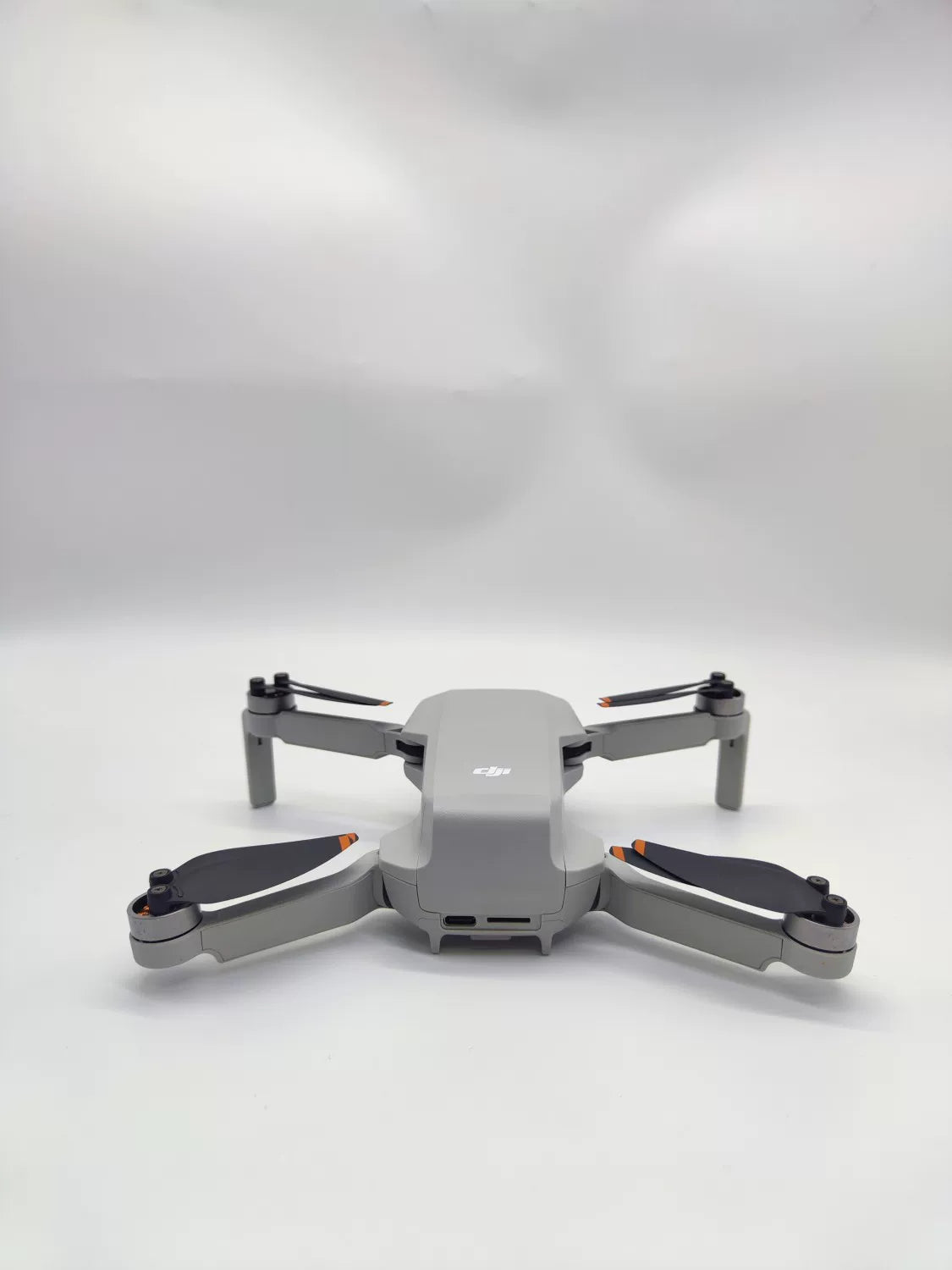 99% New (Mint) DJI minise Standard Combo