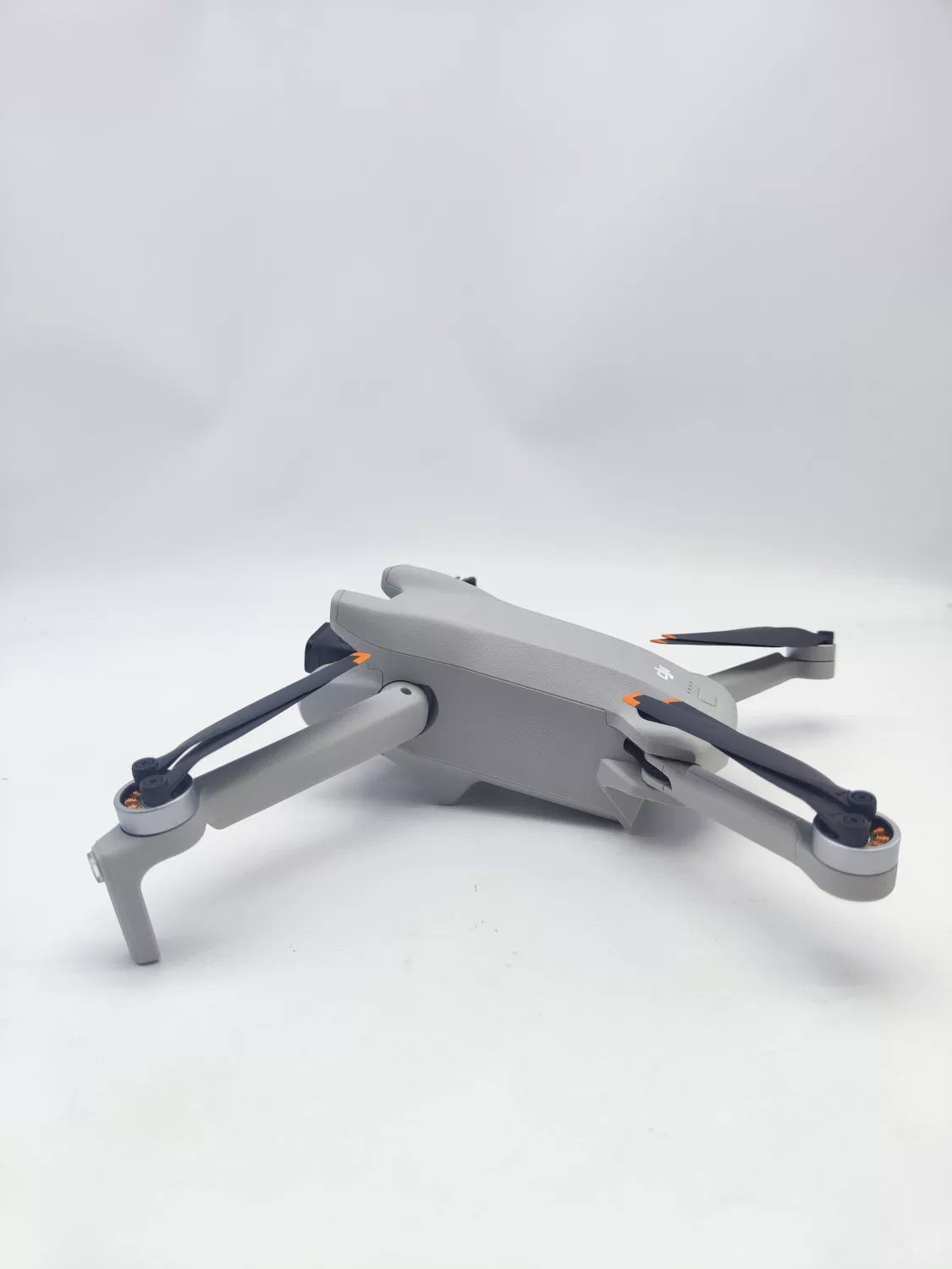 99% New (Mint) DJI mini3 Fly More Combo