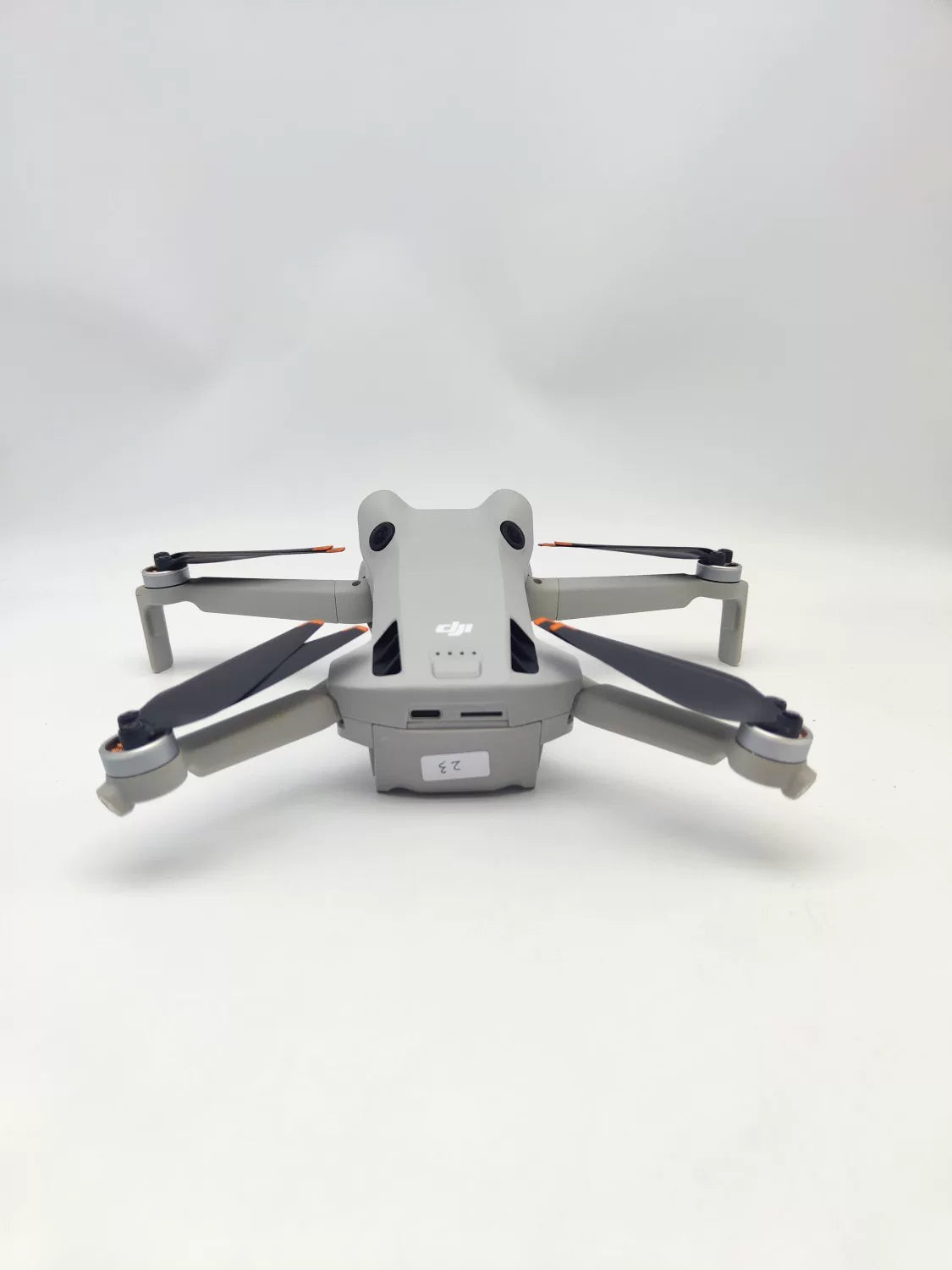 95% New (Like New) DJI mini4pro Fly More Combo