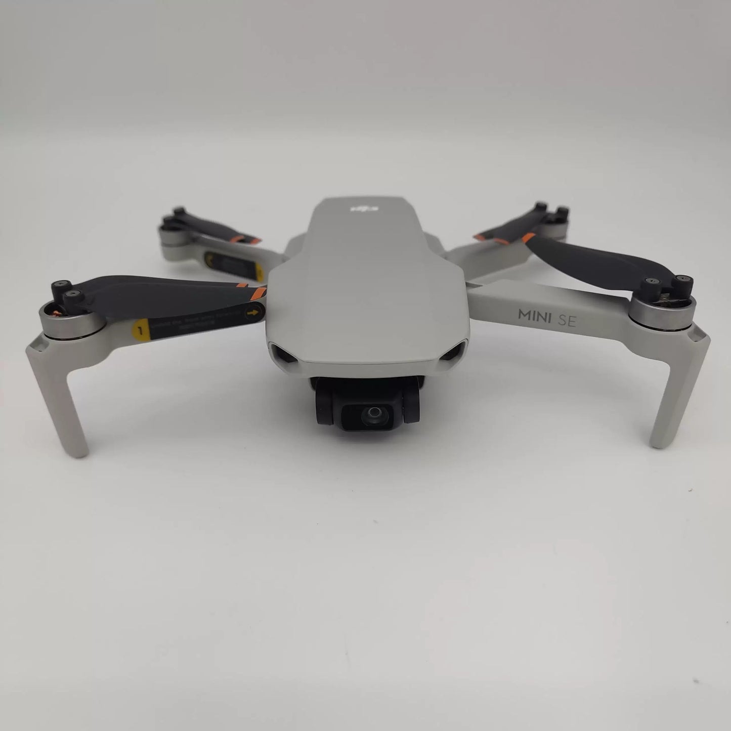 95% New (Like New) DJI Mini SE Fly More Combo