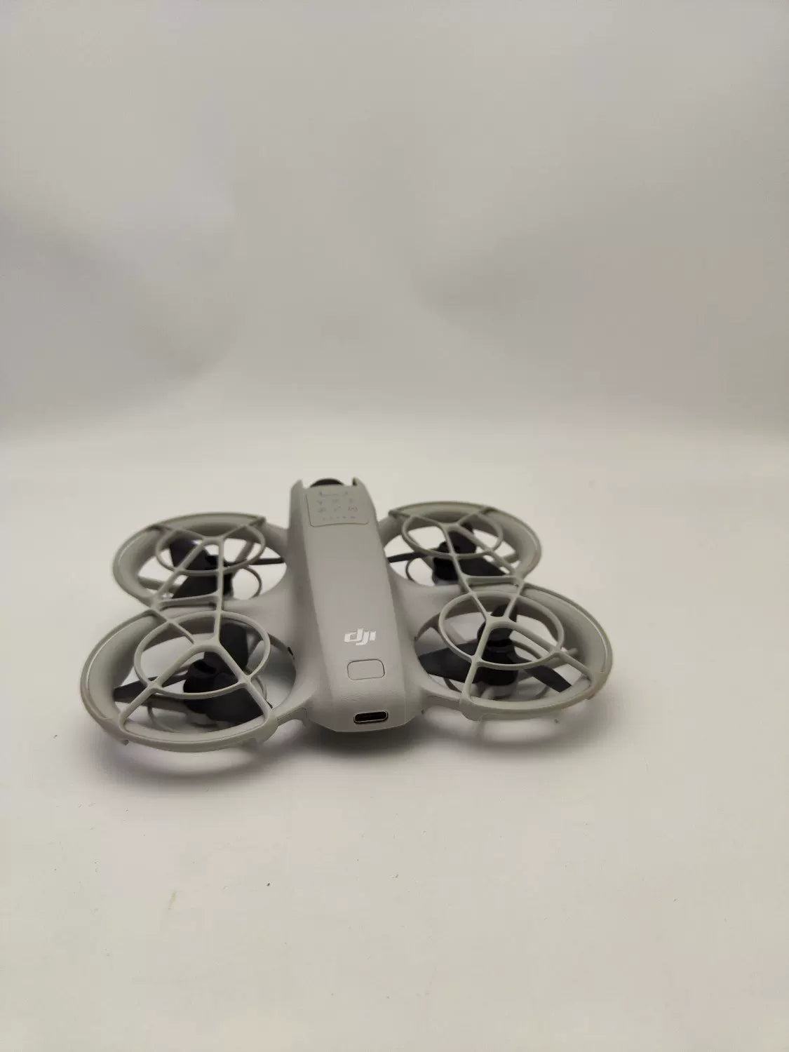 99% New (Mint) DJI neo Fly More Combo with DJI Care Refresh