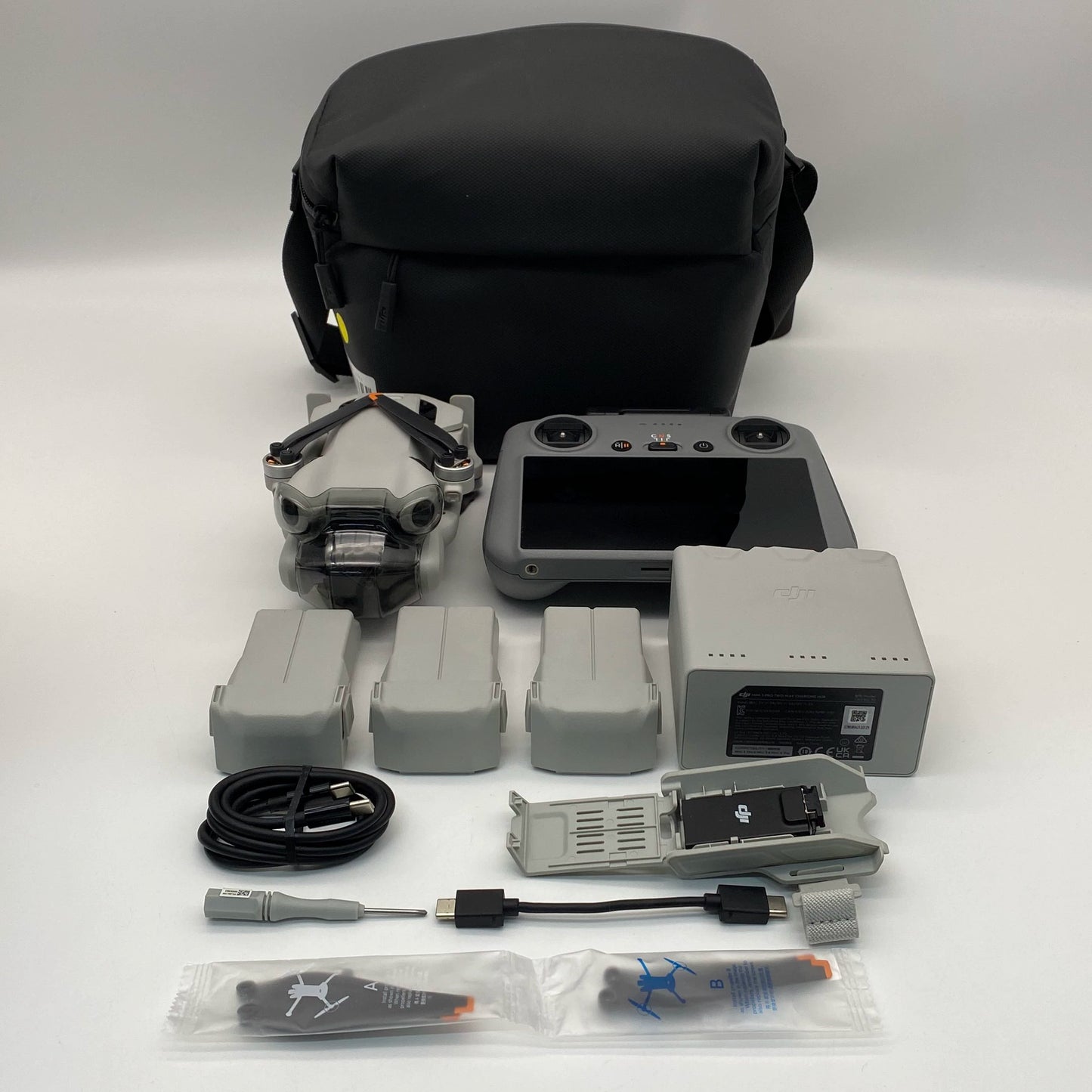 DJI Mini 4 Pro with Module Long Range Kit - Excellent (95% New)