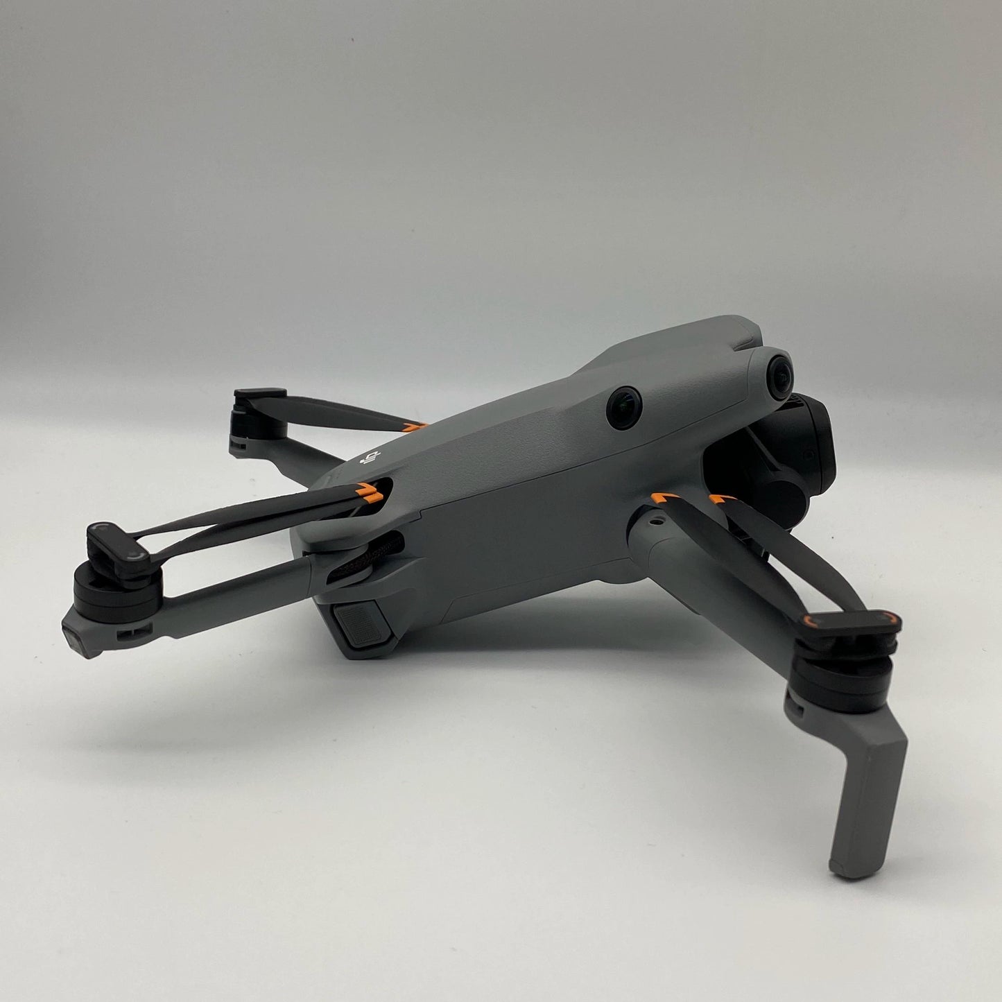 DJI Mini 5 Pro Fly More Combo (DJI RC 2) - Excellent (95% New)