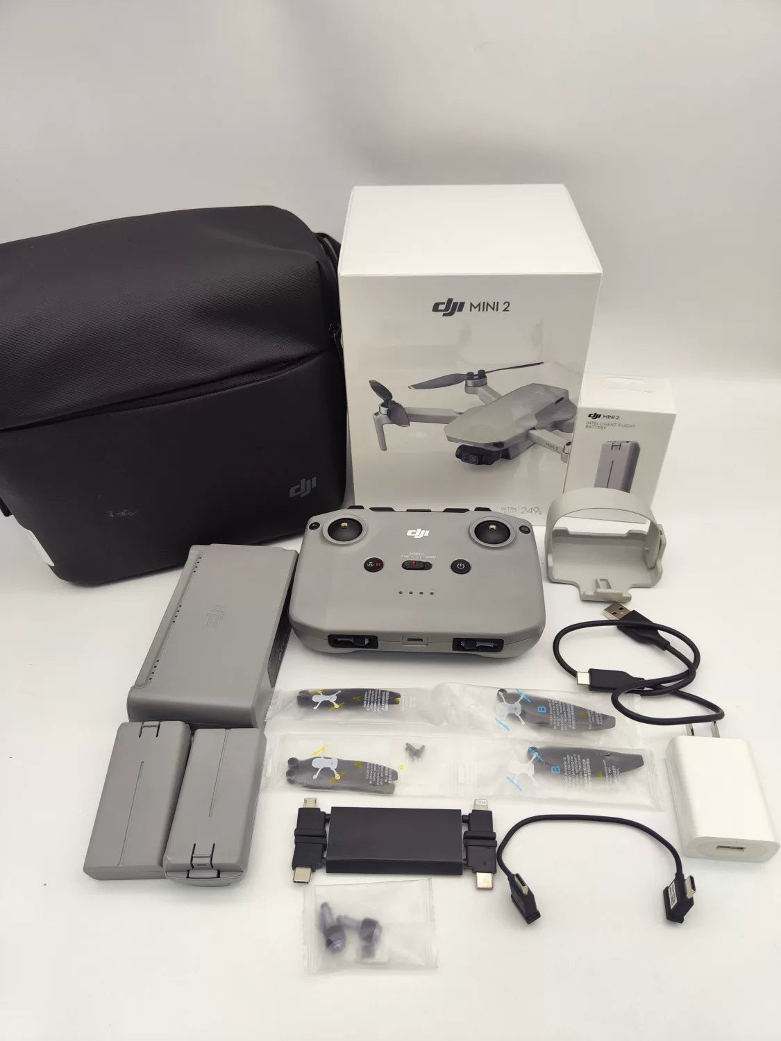 Brand New DJI mini2 Fly More Combo with DJI Care Refresh
