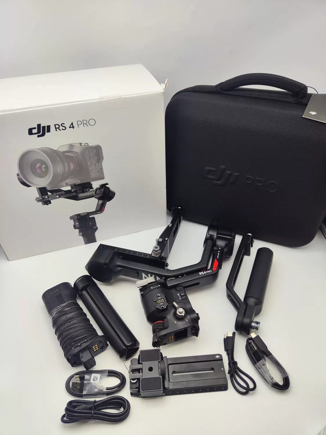 90% New (Excellent) DJI RS4pro Standard Combo