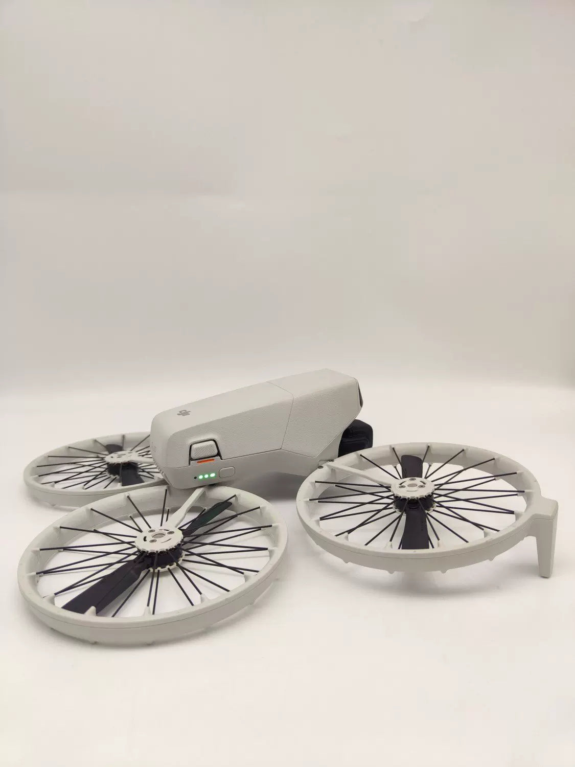 95% New (Like New) DJI flip with Screen Standard Combo with DJI Care Refresh