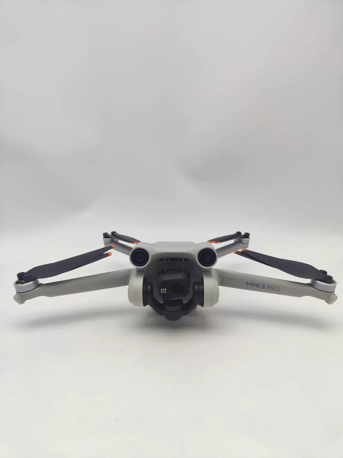 99% New (Mint) DJI mini3pro Fly More Combo with DJI Care Refresh