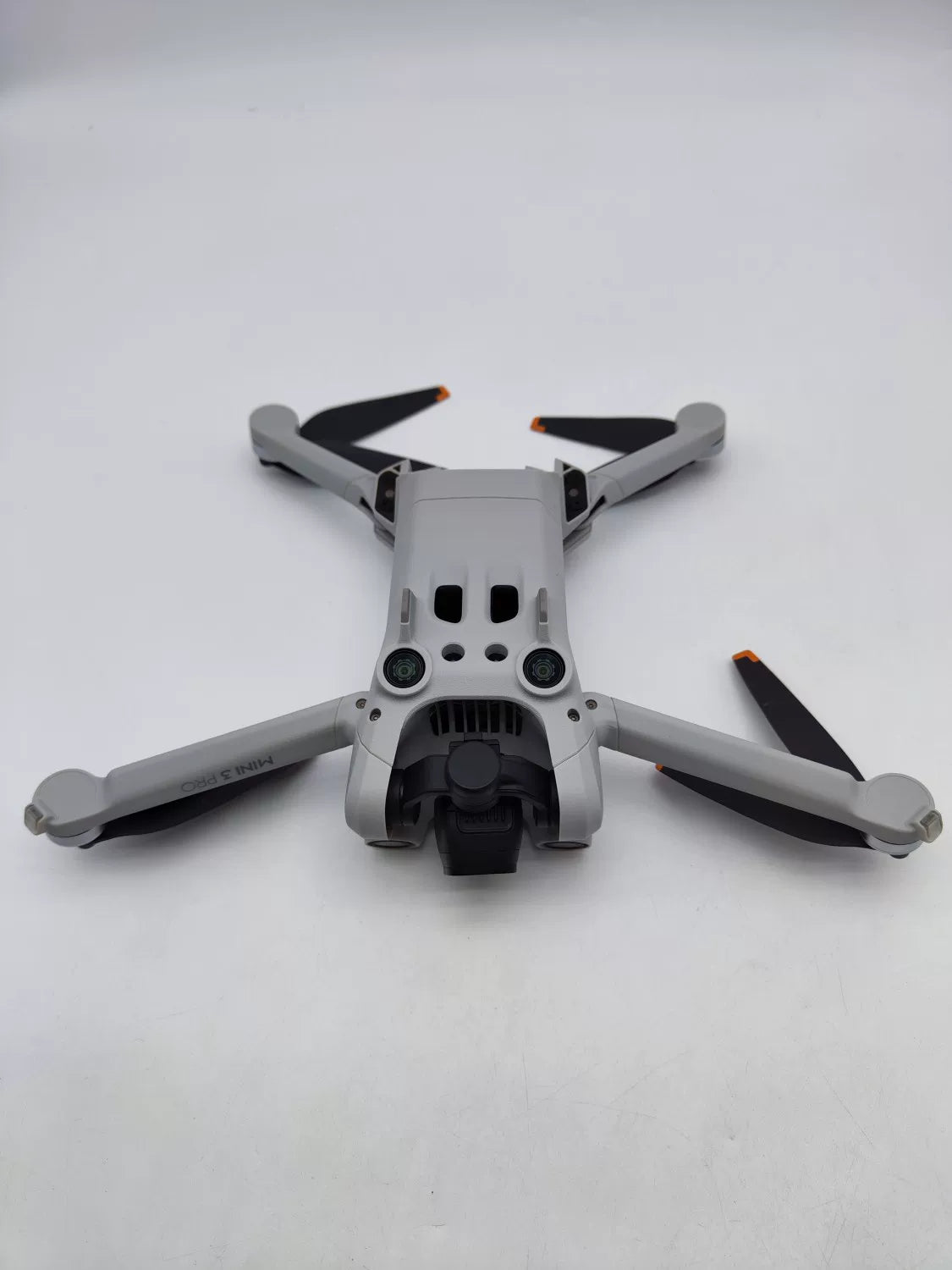 99% New (Mint) DJI mini3pro with Screen, Extended Battery Fly More Combo