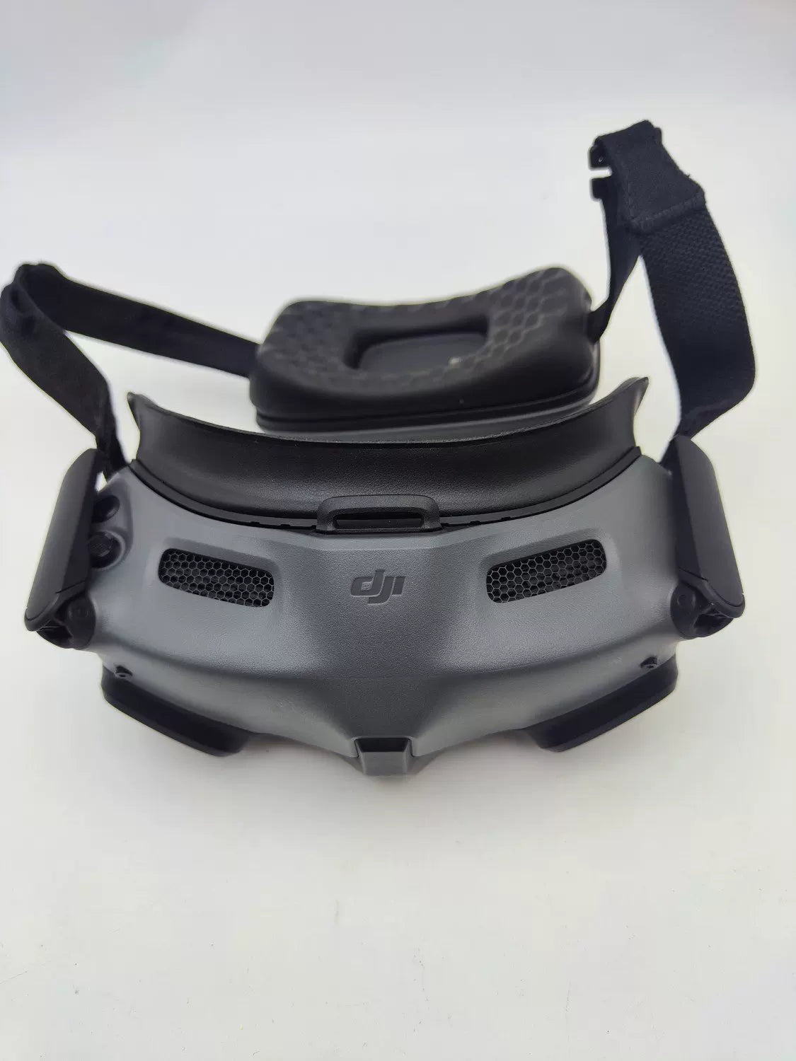 95% New (Like New) DJI avata Explorer Fly More Combo with DJI Care Refresh Quad Battery
