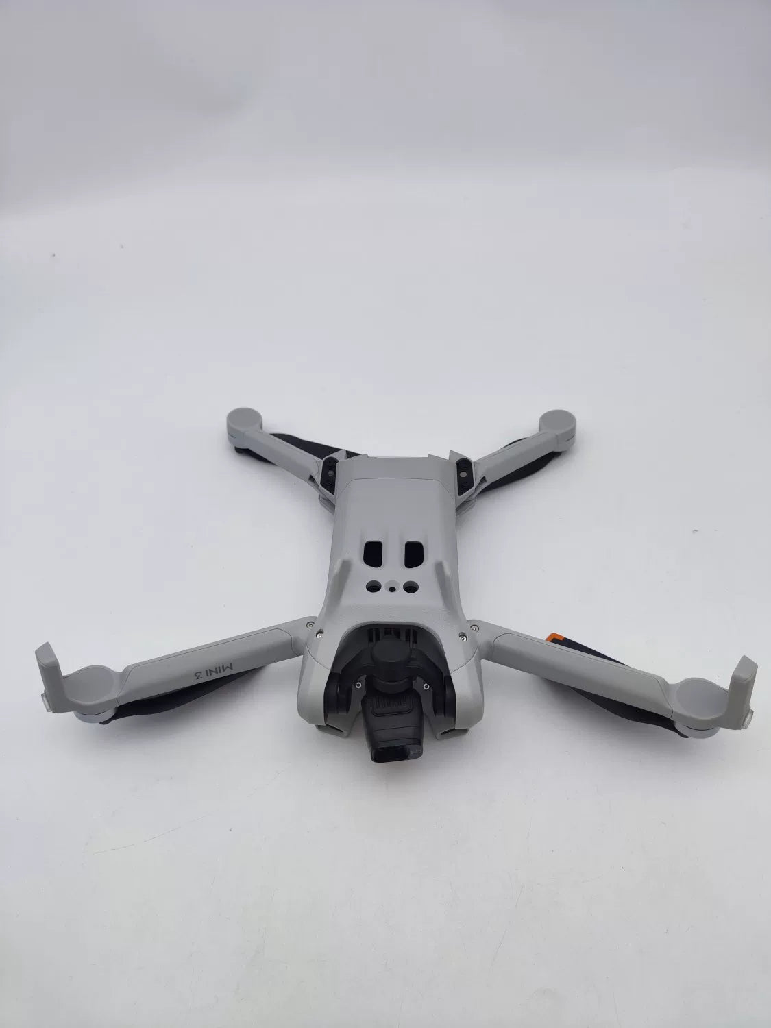 99% New (Mint) DJI mini3 with Screen Fly More Combo with DJI Care Refresh