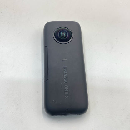 Insta360 ONE X بطاريتان مع حافظة مقاومة للماء - جيد جداً (90% جديد)