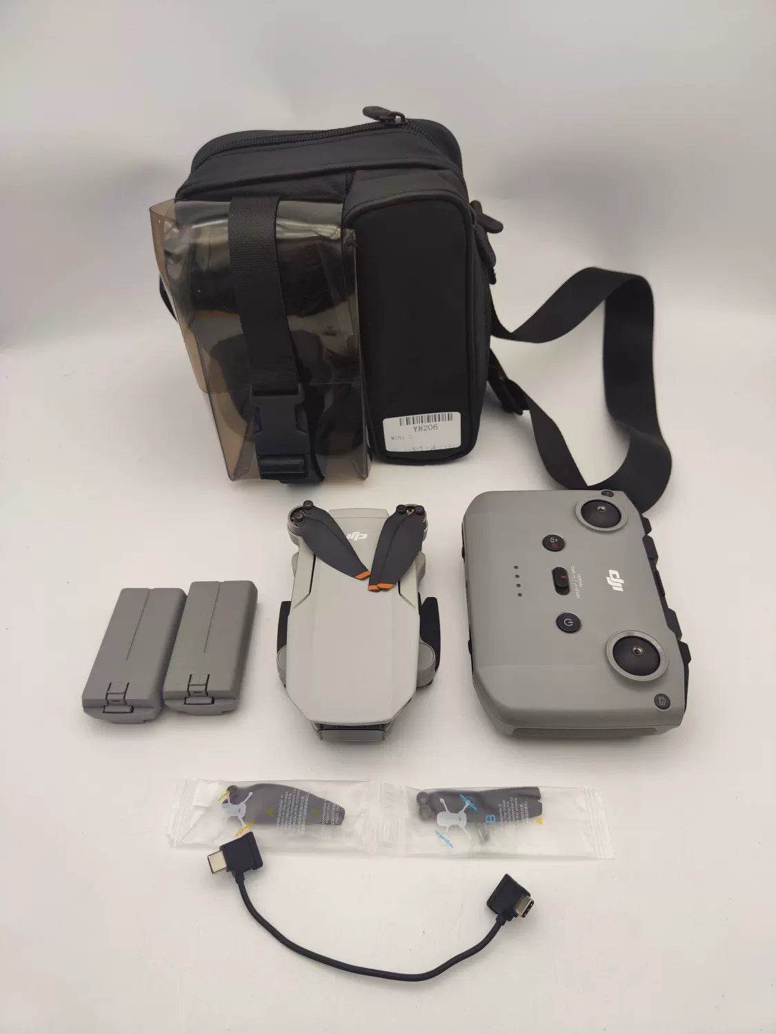 95% New (Like New) DJI mini2 Standard Combo Dual Battery with DJI Care Refresh