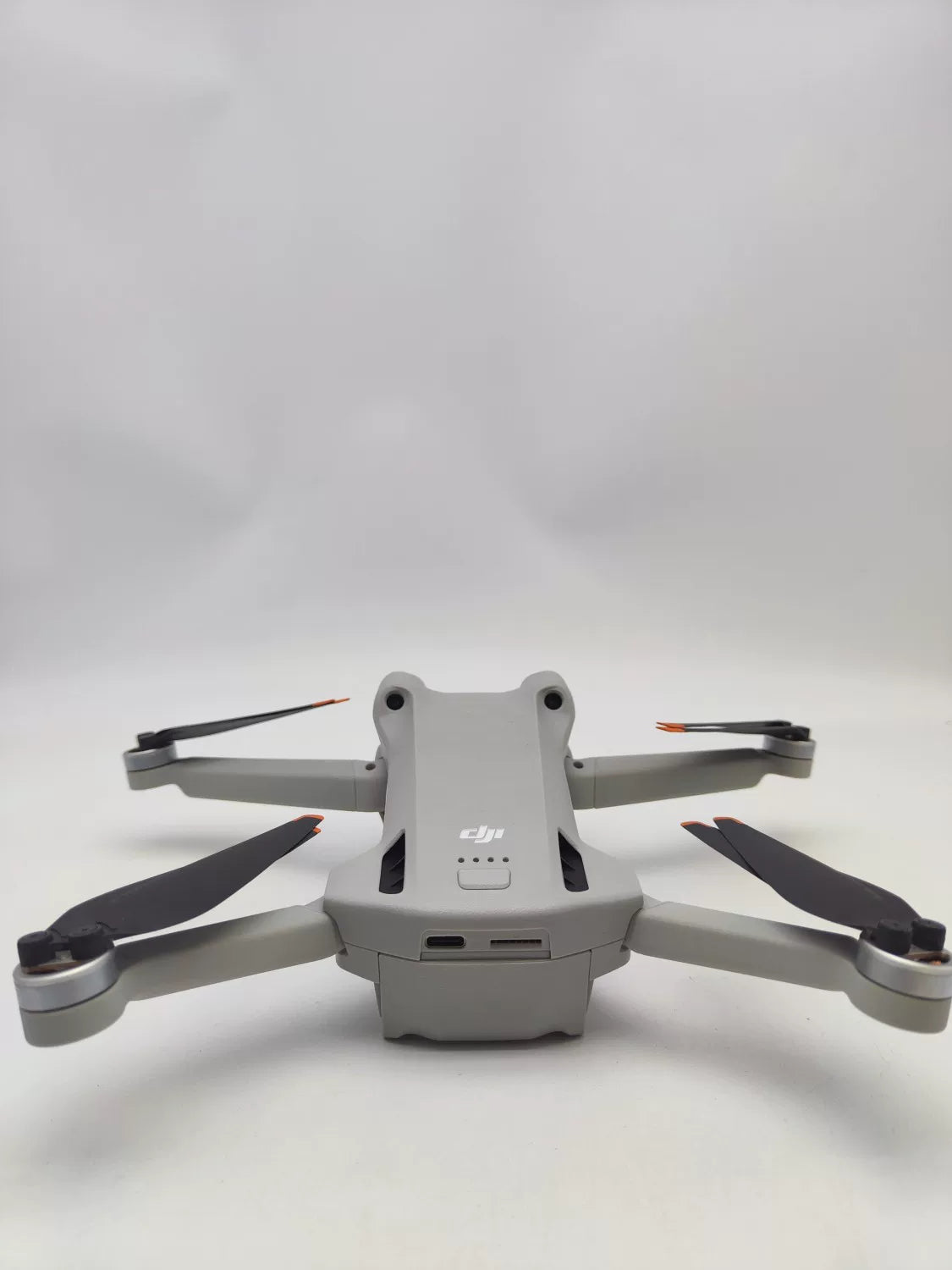99% New (Mint) DJI Mini 3pro with Screen Standard Combo