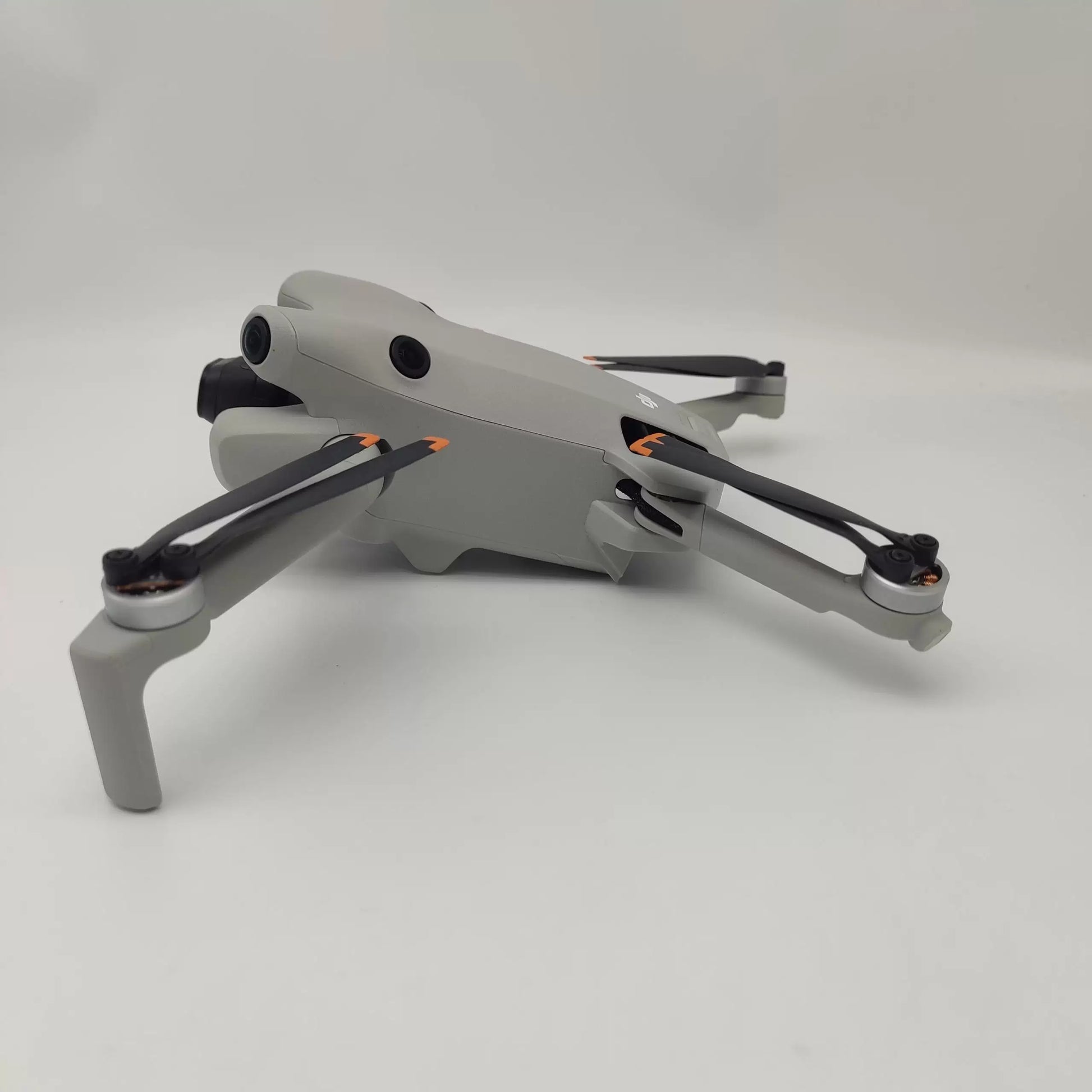 99% New (Mint) DJI Mini 4 Pro with Screen, Extended Battery with DJI Care Refresh