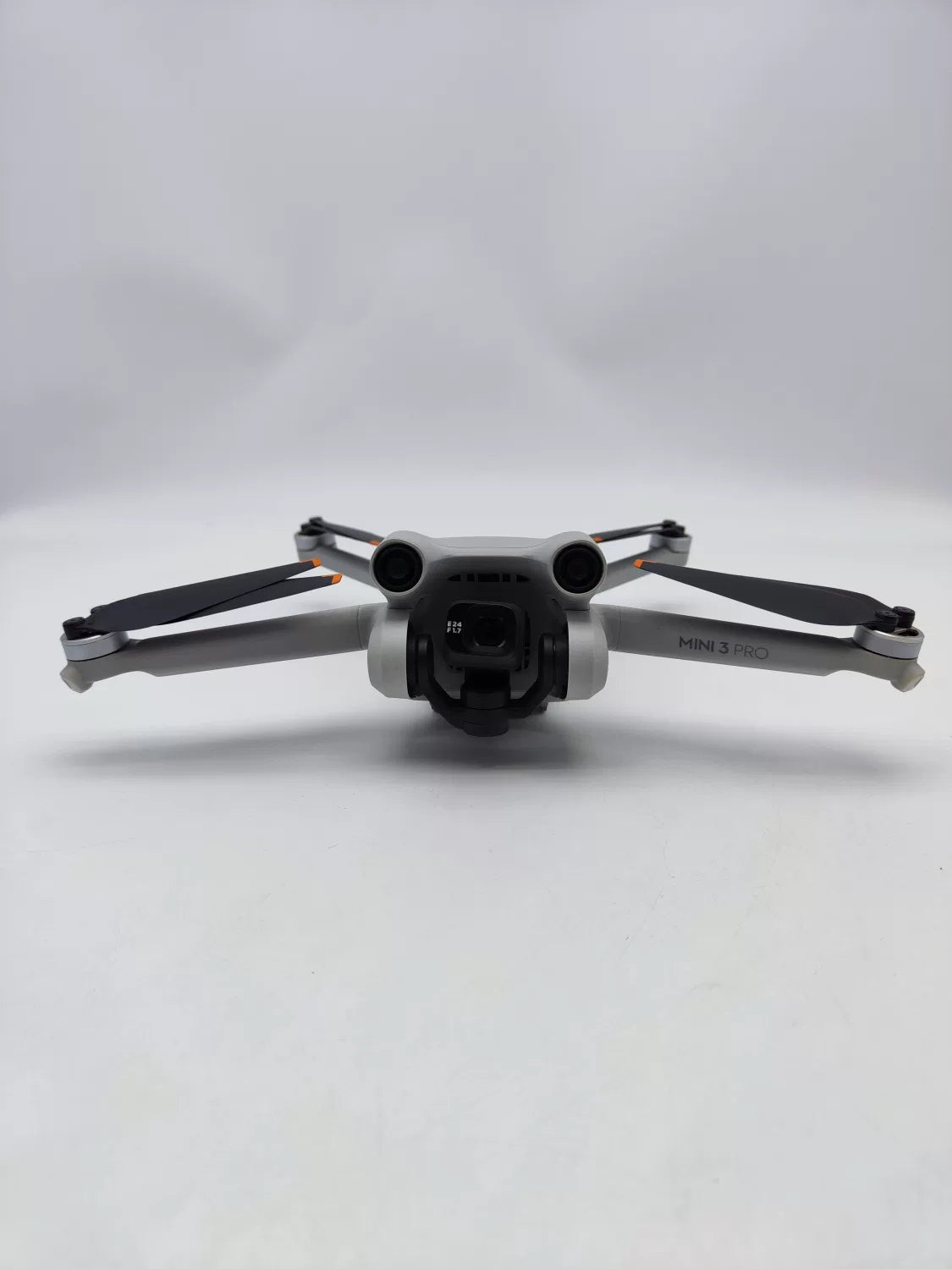 99% New (Mint) DJI mini3pro with Screen, Extended Battery Fly More Combo