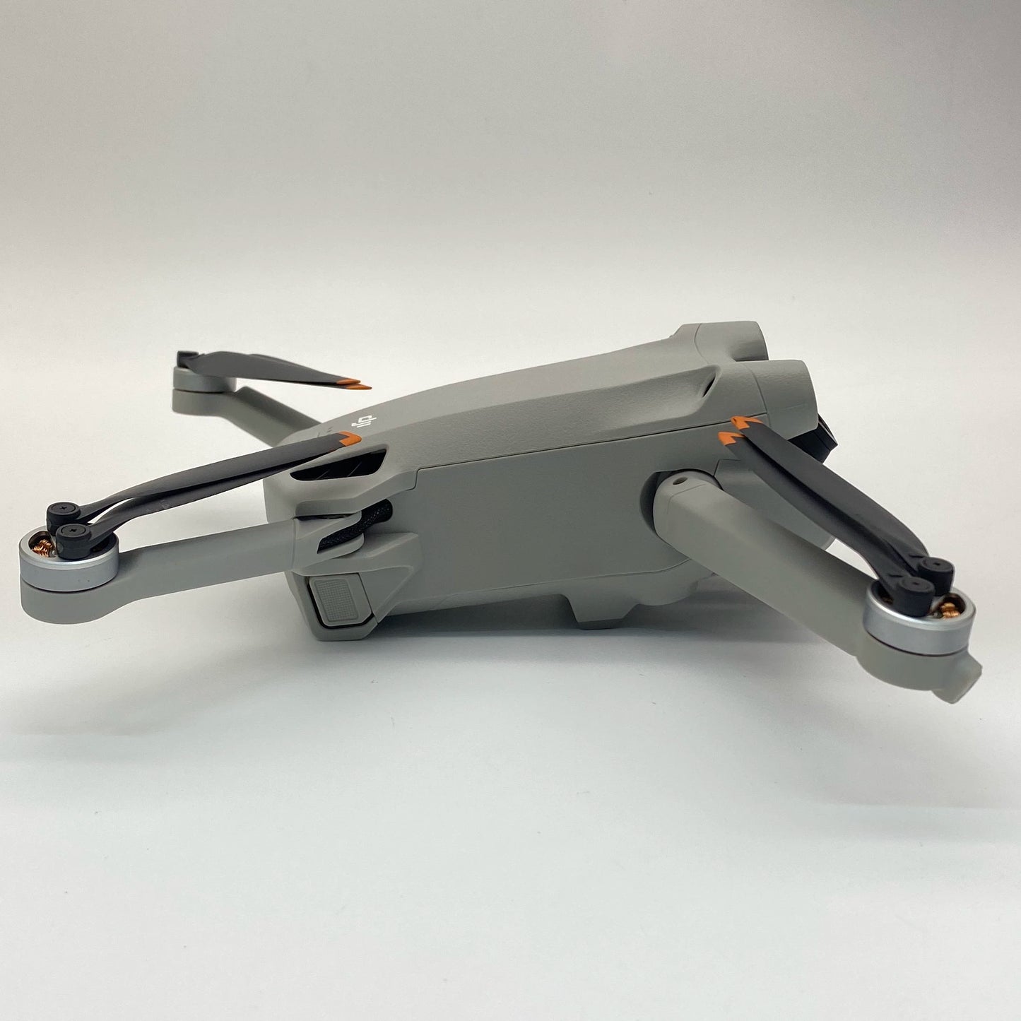 DJI Mini 3 Pro with Screen Remote Controller - Excellent (95% New)