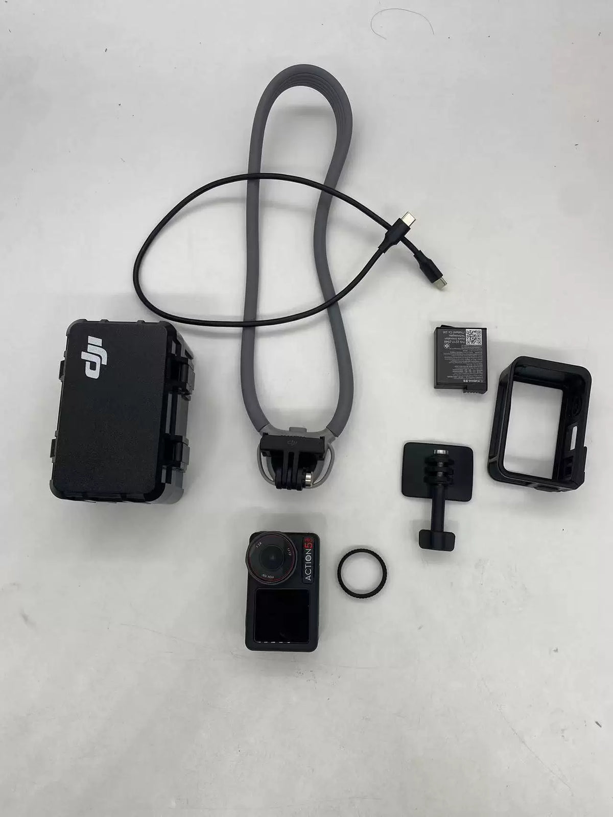 99% New (Mint) DJI Osmo Action 5 Pro – photo 1