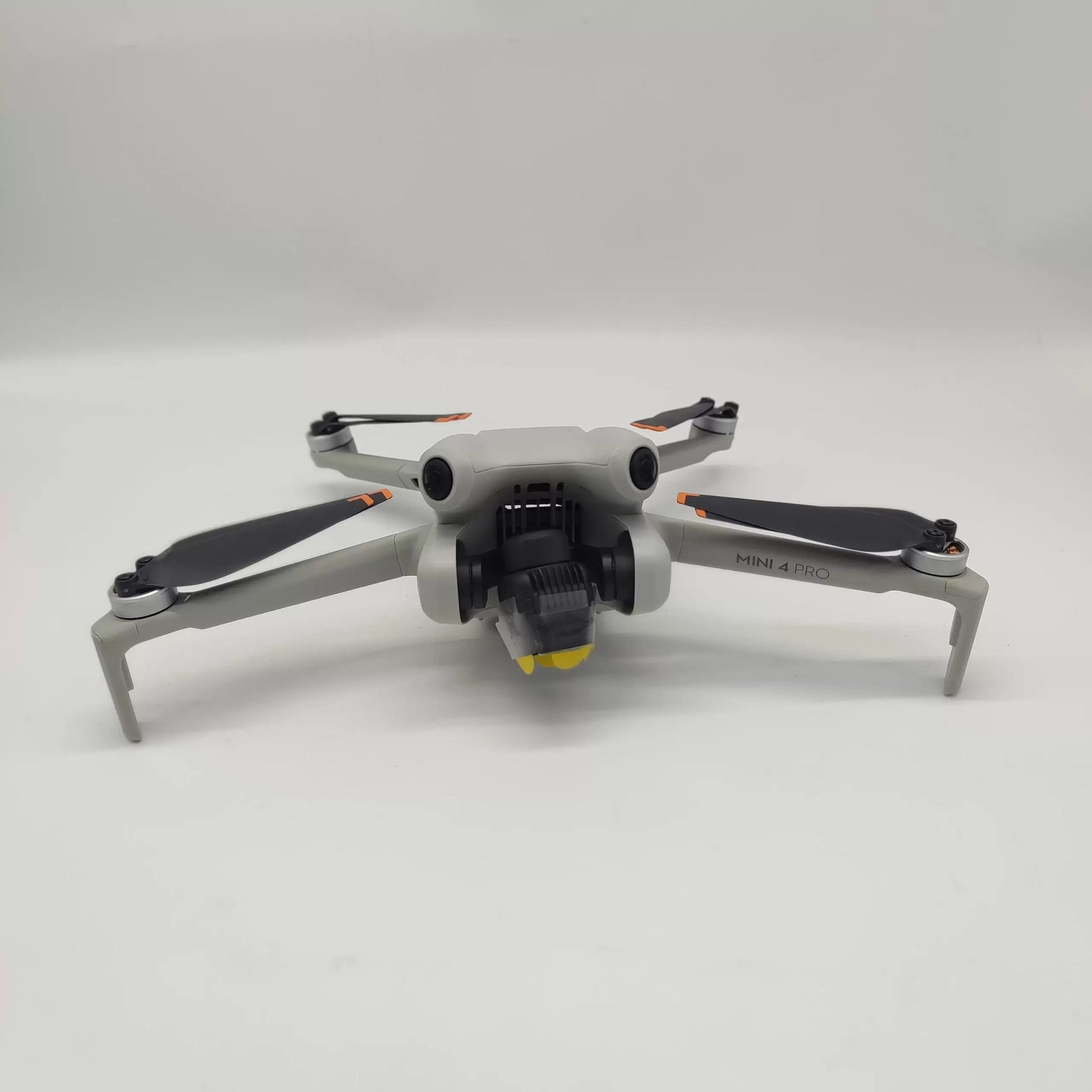 95% New (Like New) Mini 4 Pro Screen Remote Fly More Combo