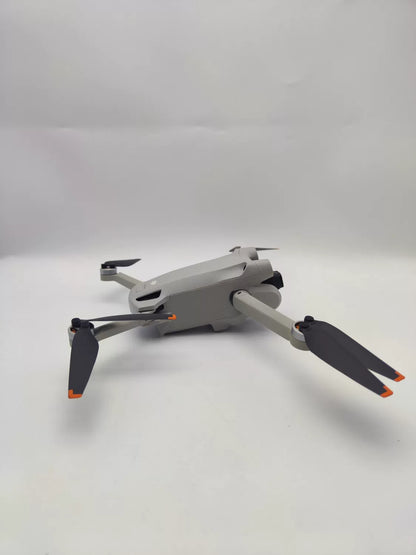 95% New (Like New) DJI mini3pro with Screen, Extended Battery Fly More Combo