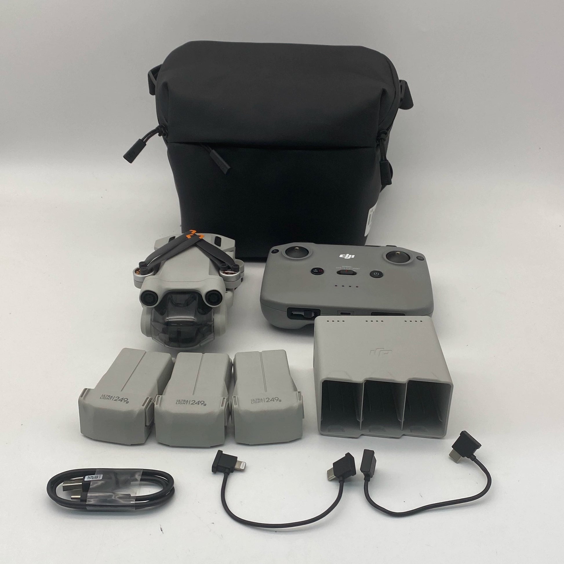 DJI Mini 3 Pro Standard Remote Fly More Combo - Excellent (95% New)